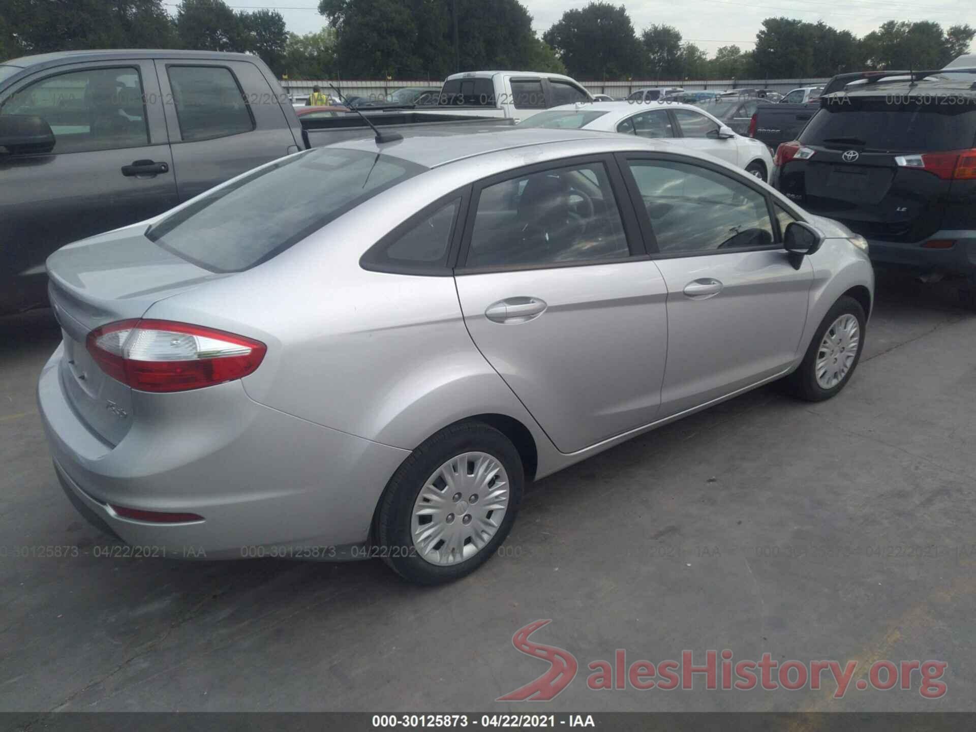 3FADP4AJ5JM132266 2018 FORD FIESTA