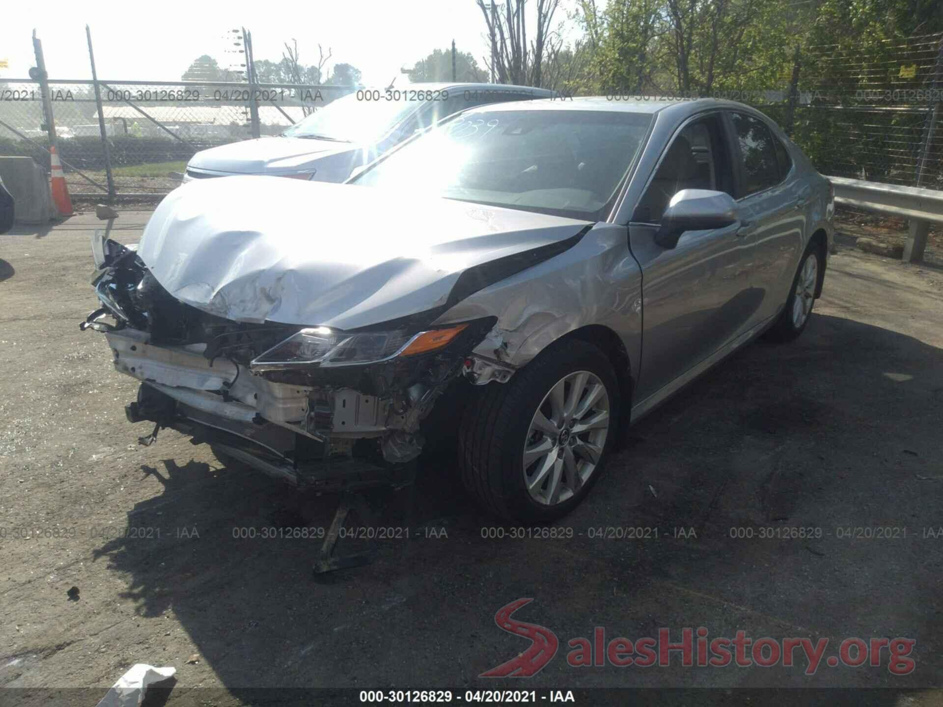 4T1B11HK5JU513039 2018 TOYOTA CAMRY