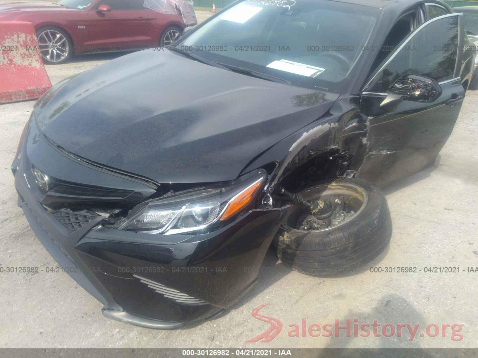 JTNB11HK0J3036493 2018 TOYOTA CAMRY