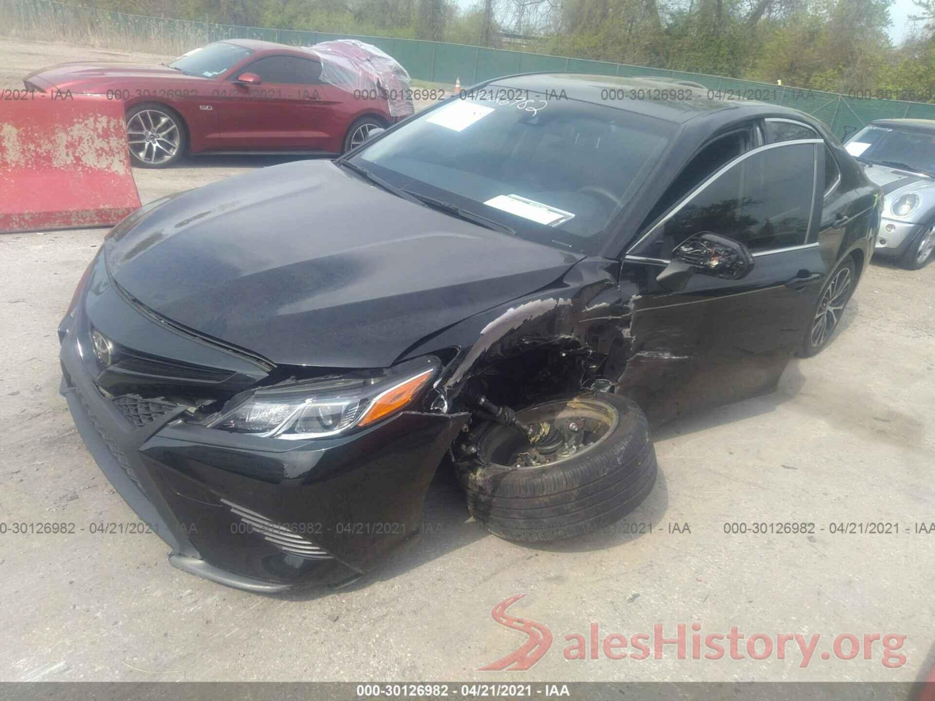 JTNB11HK0J3036493 2018 TOYOTA CAMRY