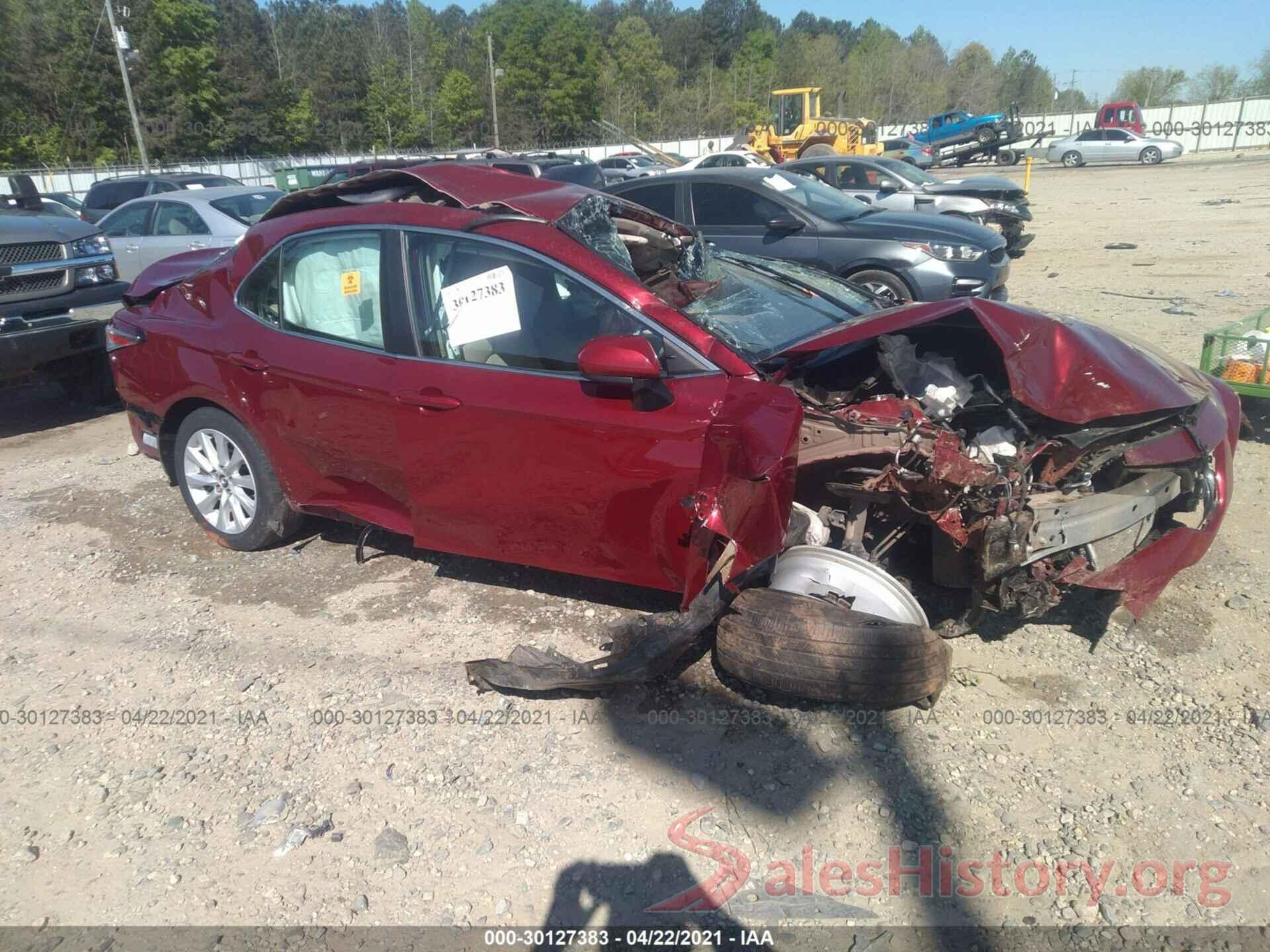 4T1B11HKXJU640482 2018 TOYOTA CAMRY