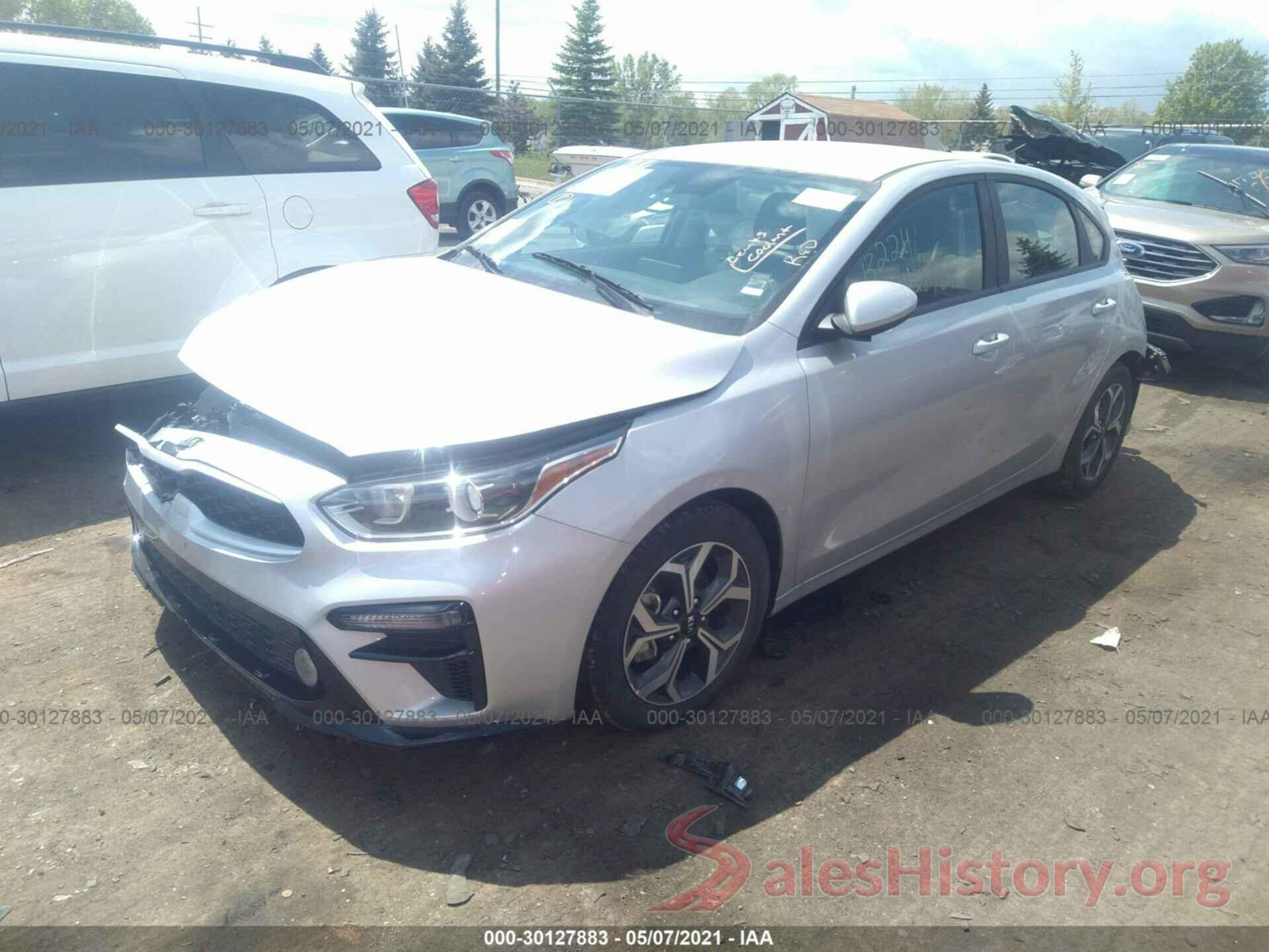 3KPF24AD9ME323604 2021 KIA FORTE