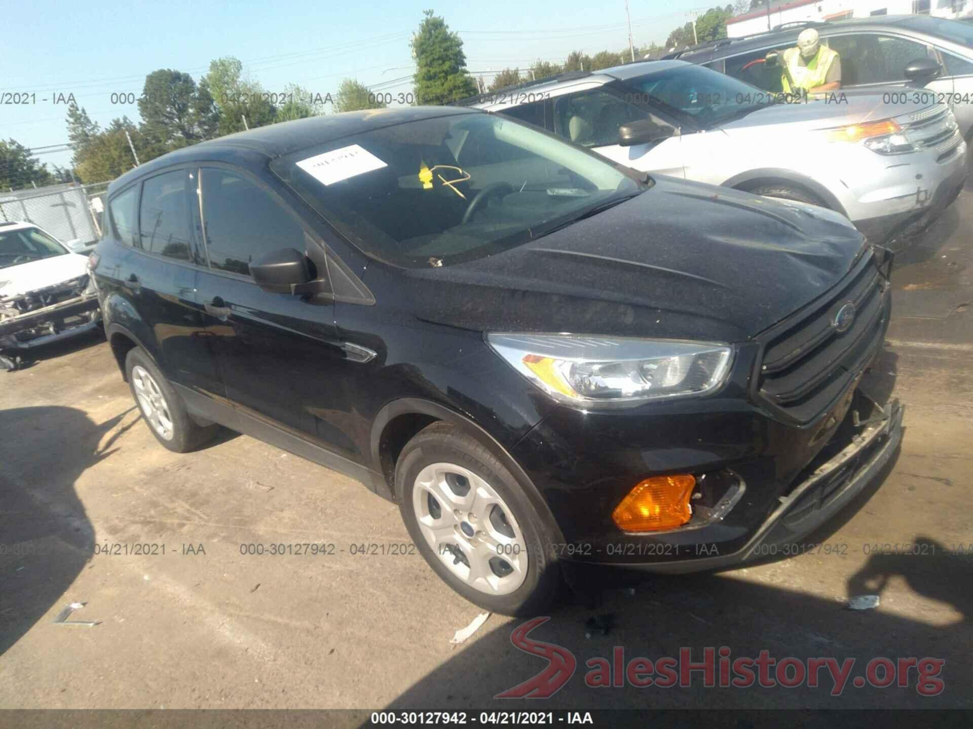 1FMCU0F77HUA44566 2017 FORD ESCAPE