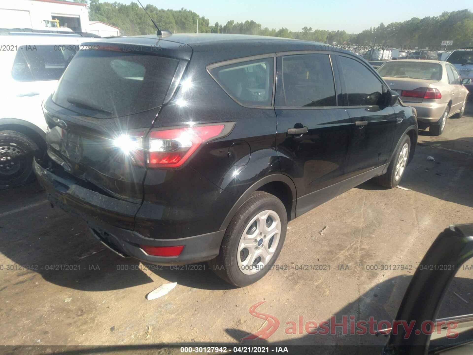 1FMCU0F77HUA44566 2017 FORD ESCAPE