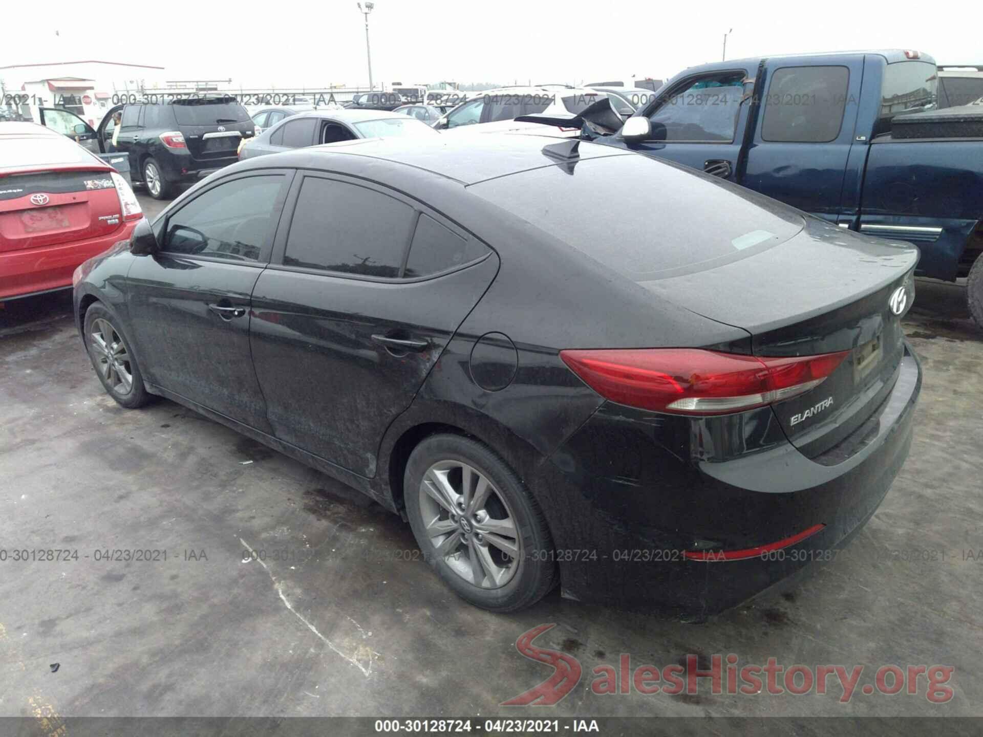 KMHD84LF8HU272538 2017 HYUNDAI ELANTRA