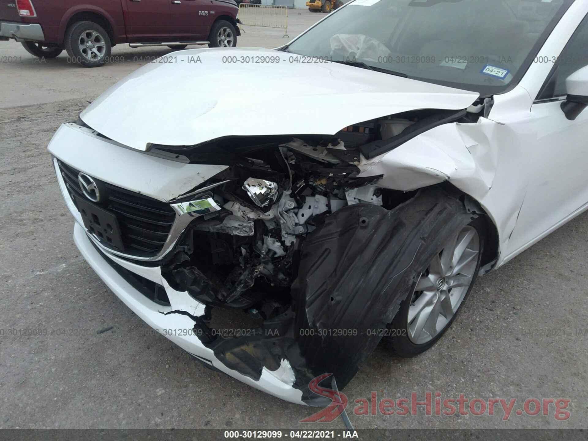 3MZBN1W33HM129387 2017 MAZDA MAZDA3 4-DOOR