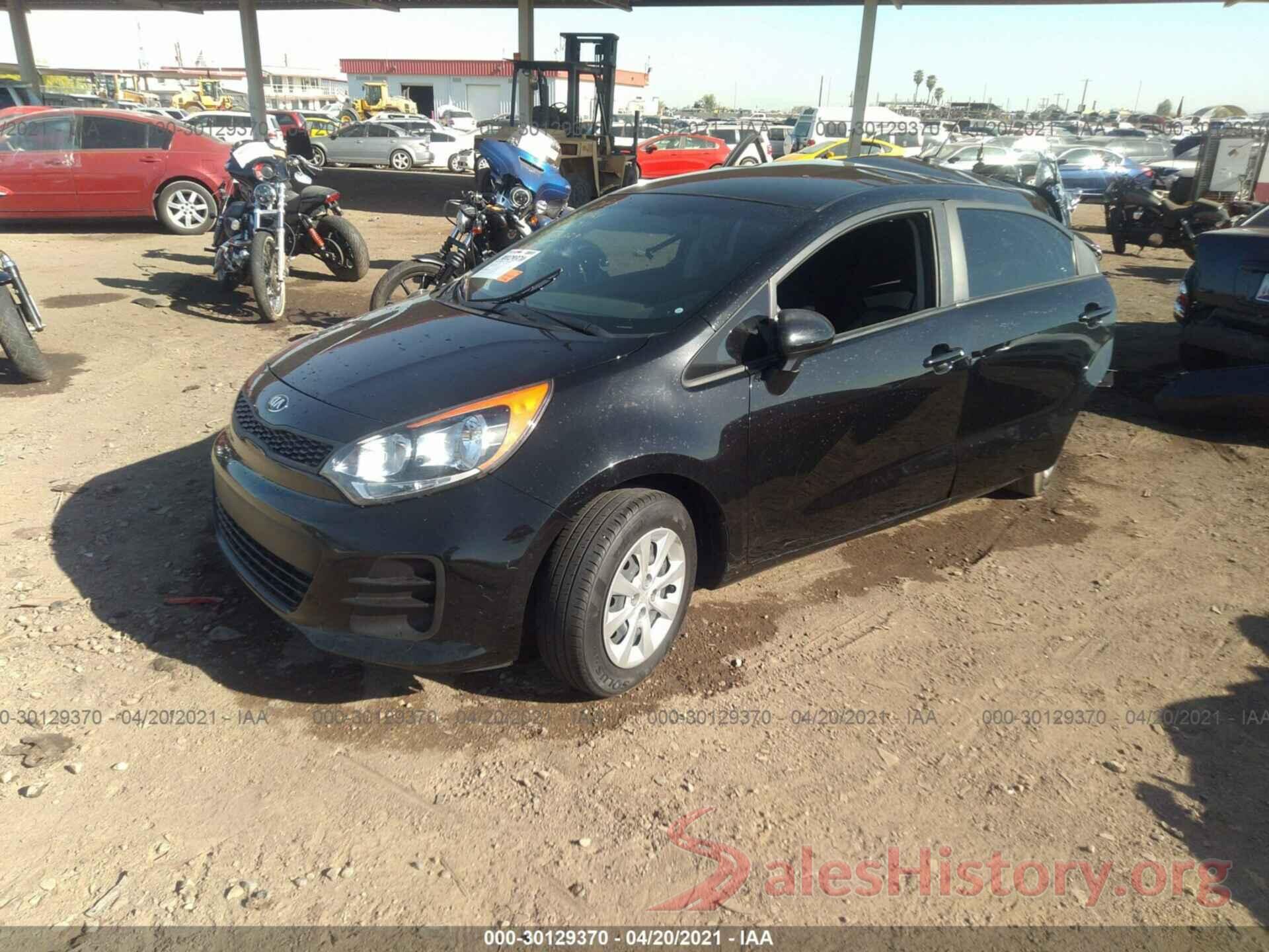 KNADM5A38H6036911 2017 KIA RIO 5-DOOR