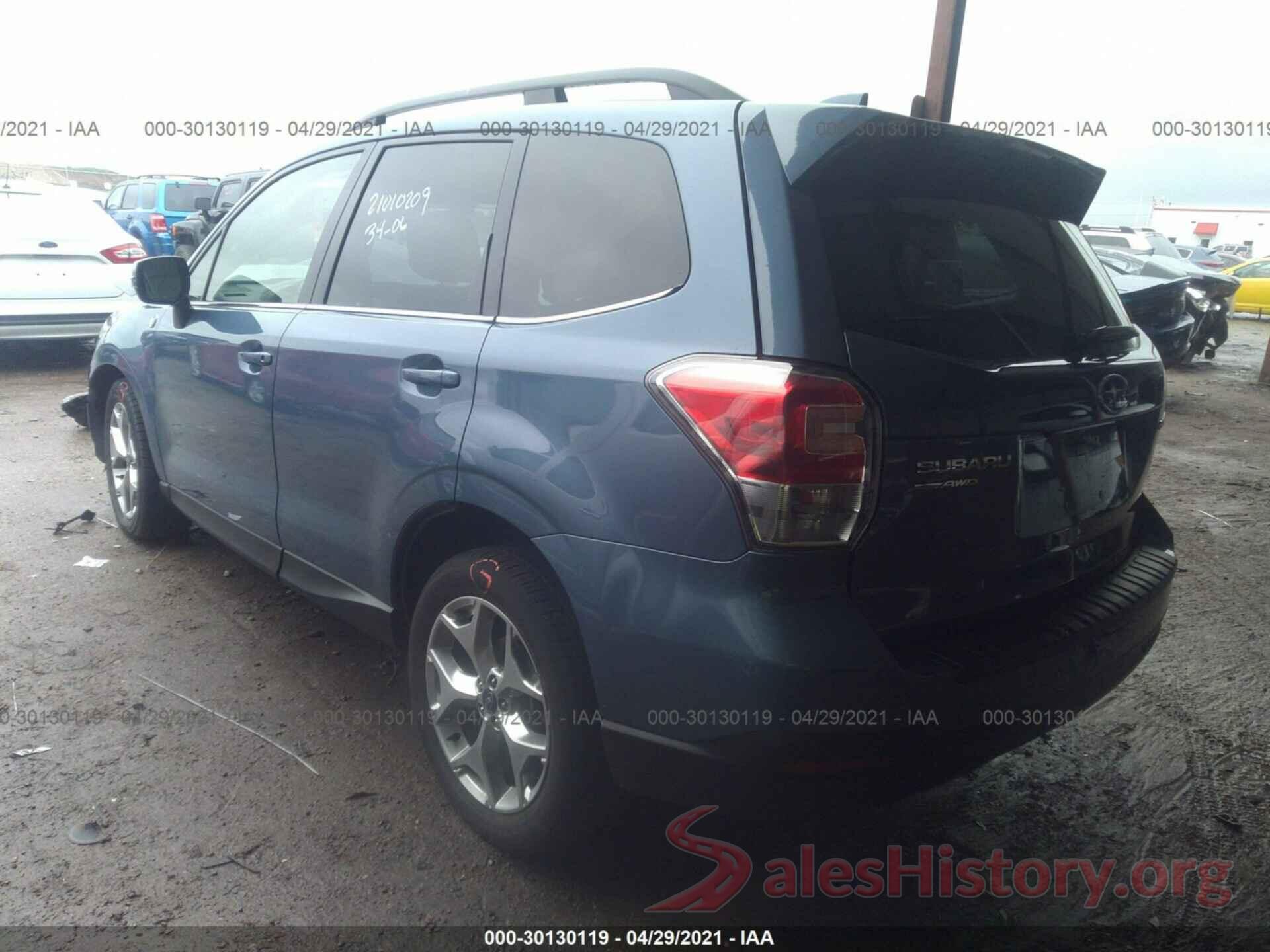 JF2SJAWC4JH533471 2018 SUBARU FORESTER