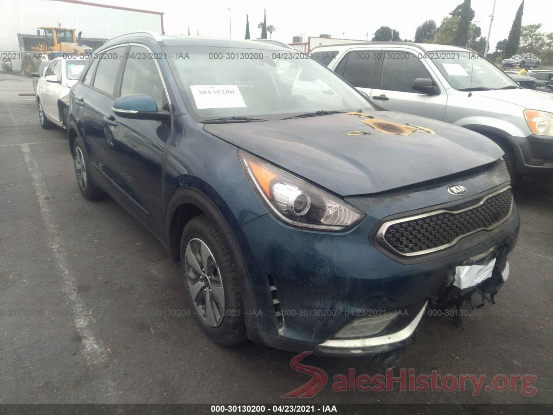 KNDCE3LC2J5127522 2018 KIA NIRO