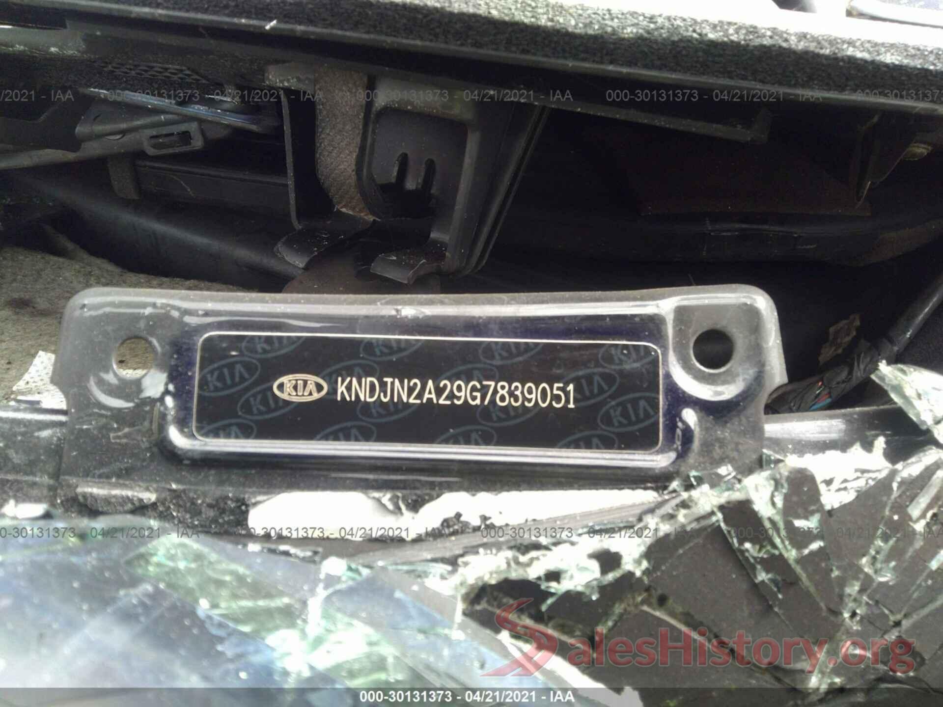 KNDJN2A29G7839051 2016 KIA SOUL