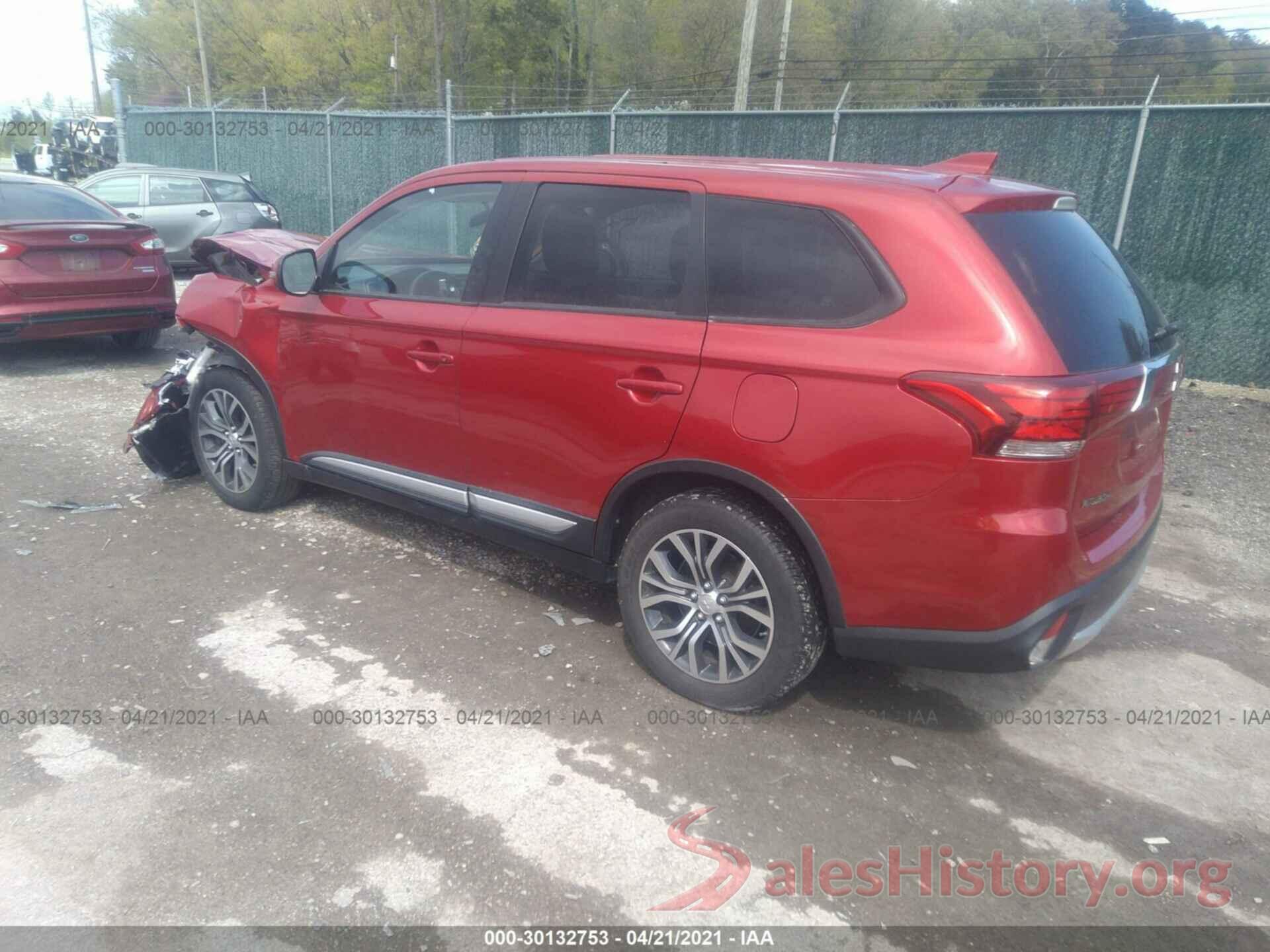 JA4AZ3A3XHZ045985 2017 MITSUBISHI OUTLANDER