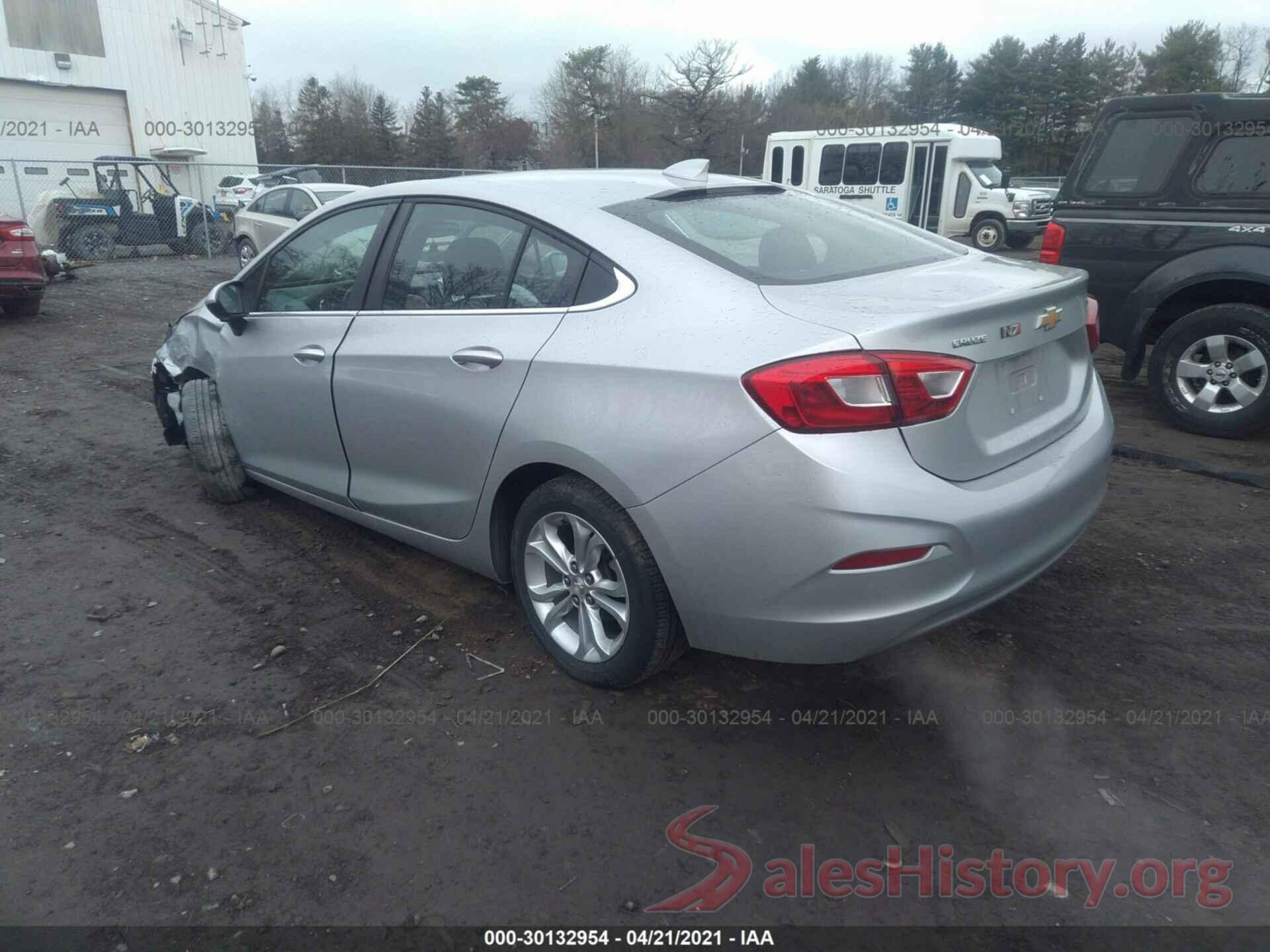 1G1BE5SM7K7124017 2019 CHEVROLET CRUZE