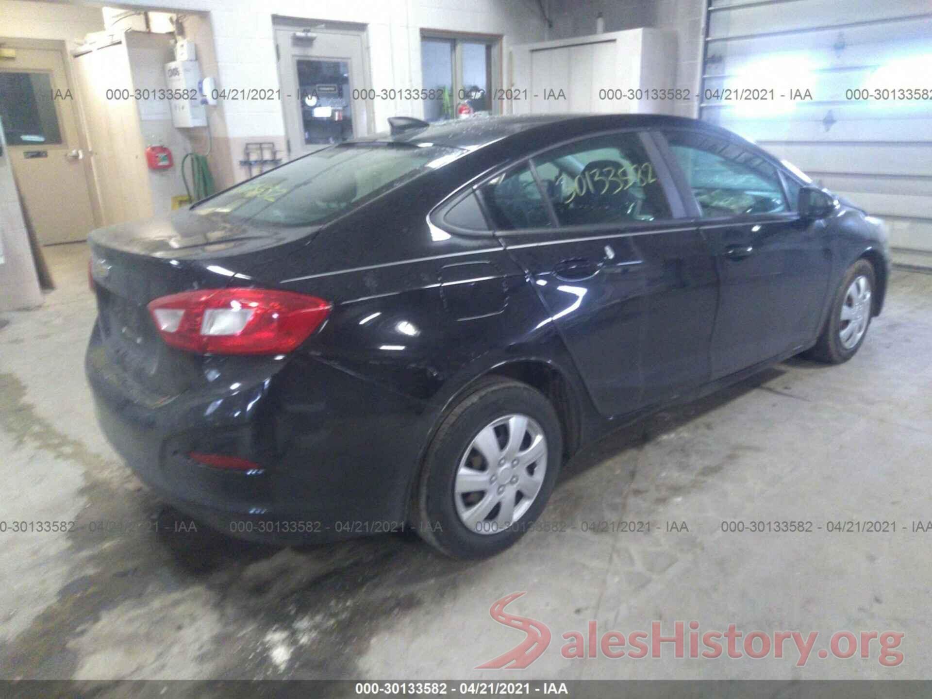 1G1BC5SMXH7127945 2017 CHEVROLET CRUZE