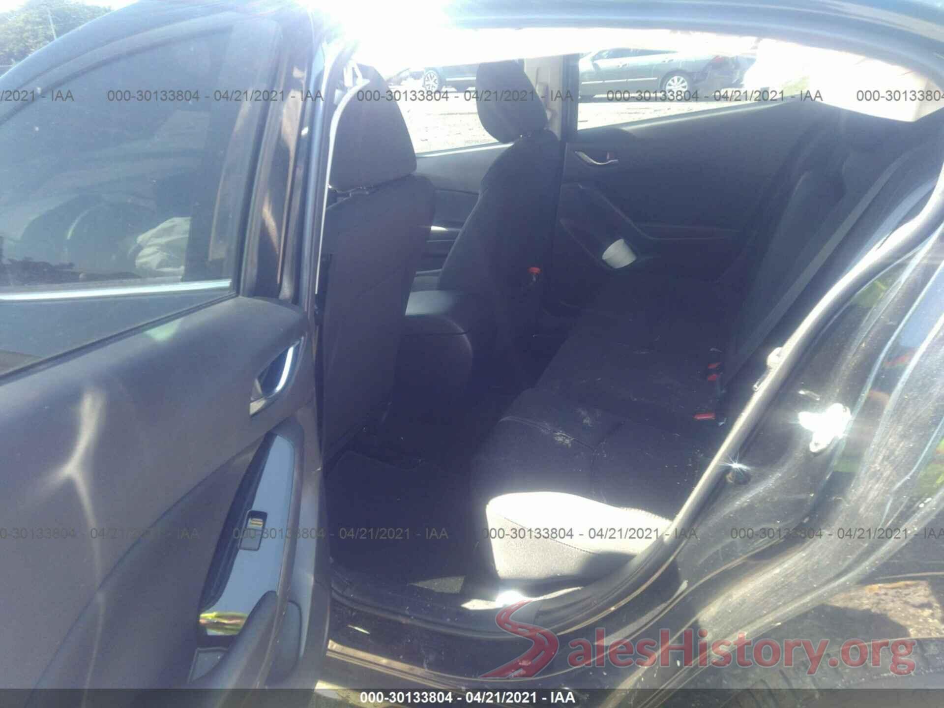 3MZBN1U79HM124989 2017 MAZDA MAZDA3 4-DOOR