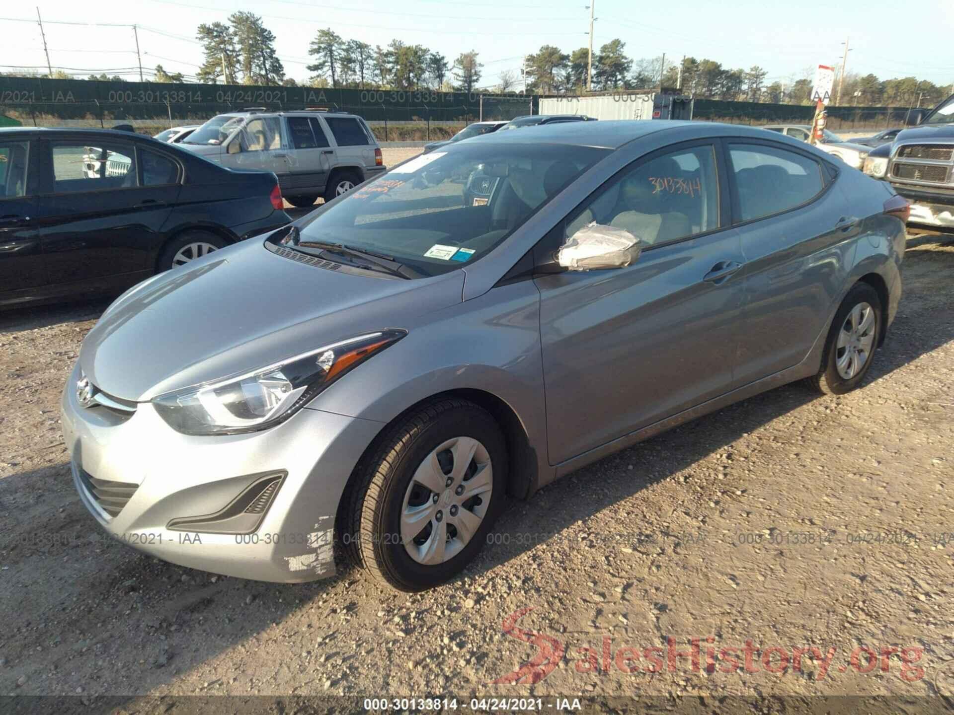 5NPDH4AE3GH797093 2016 HYUNDAI ELANTRA