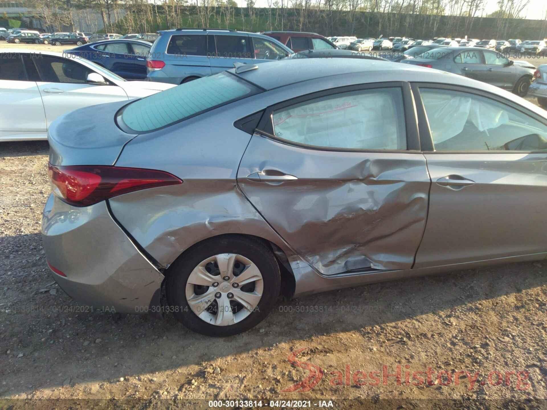 5NPDH4AE3GH797093 2016 HYUNDAI ELANTRA