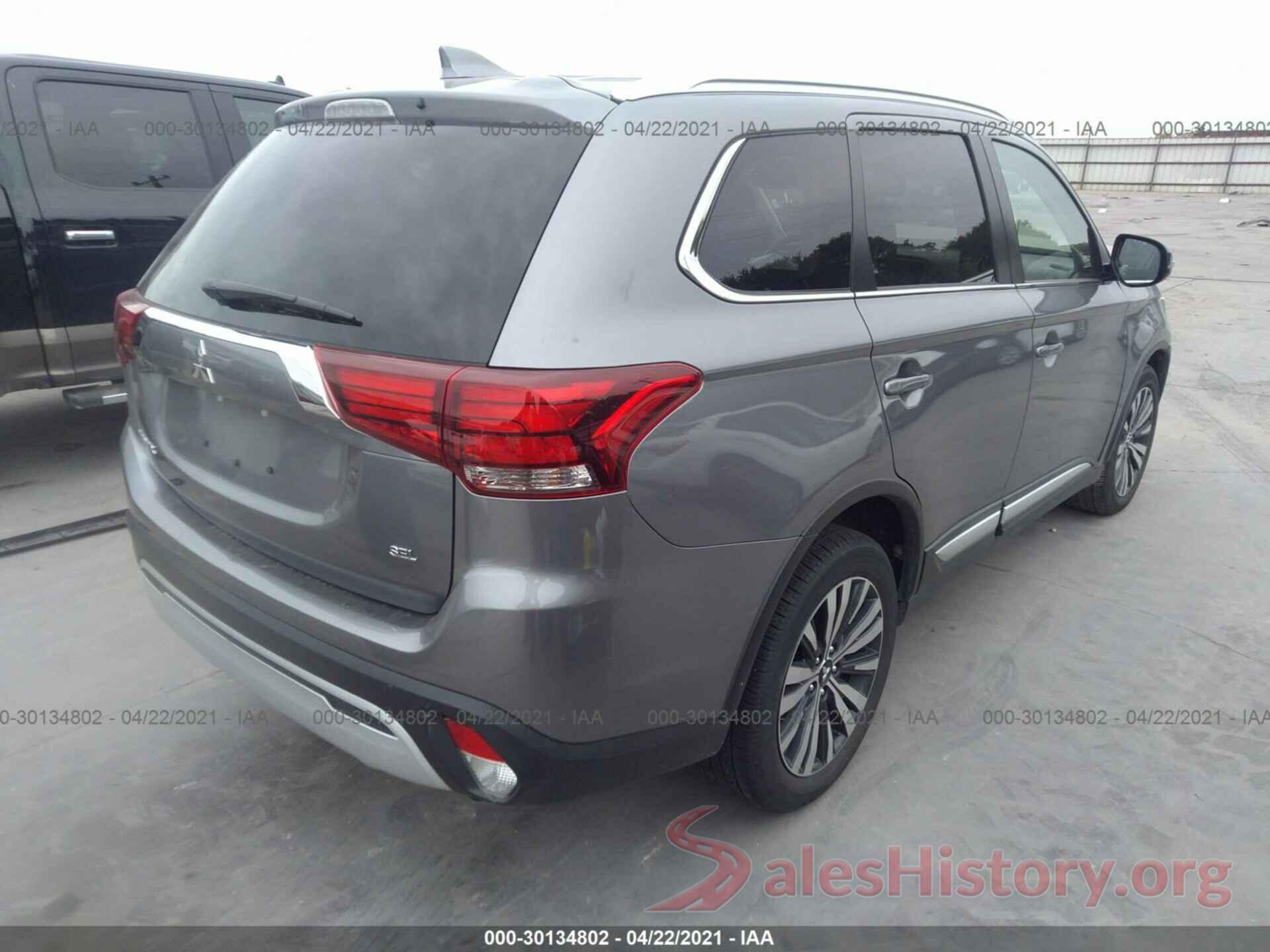 JA4AD3A35LJ000345 2020 MITSUBISHI OUTLANDER