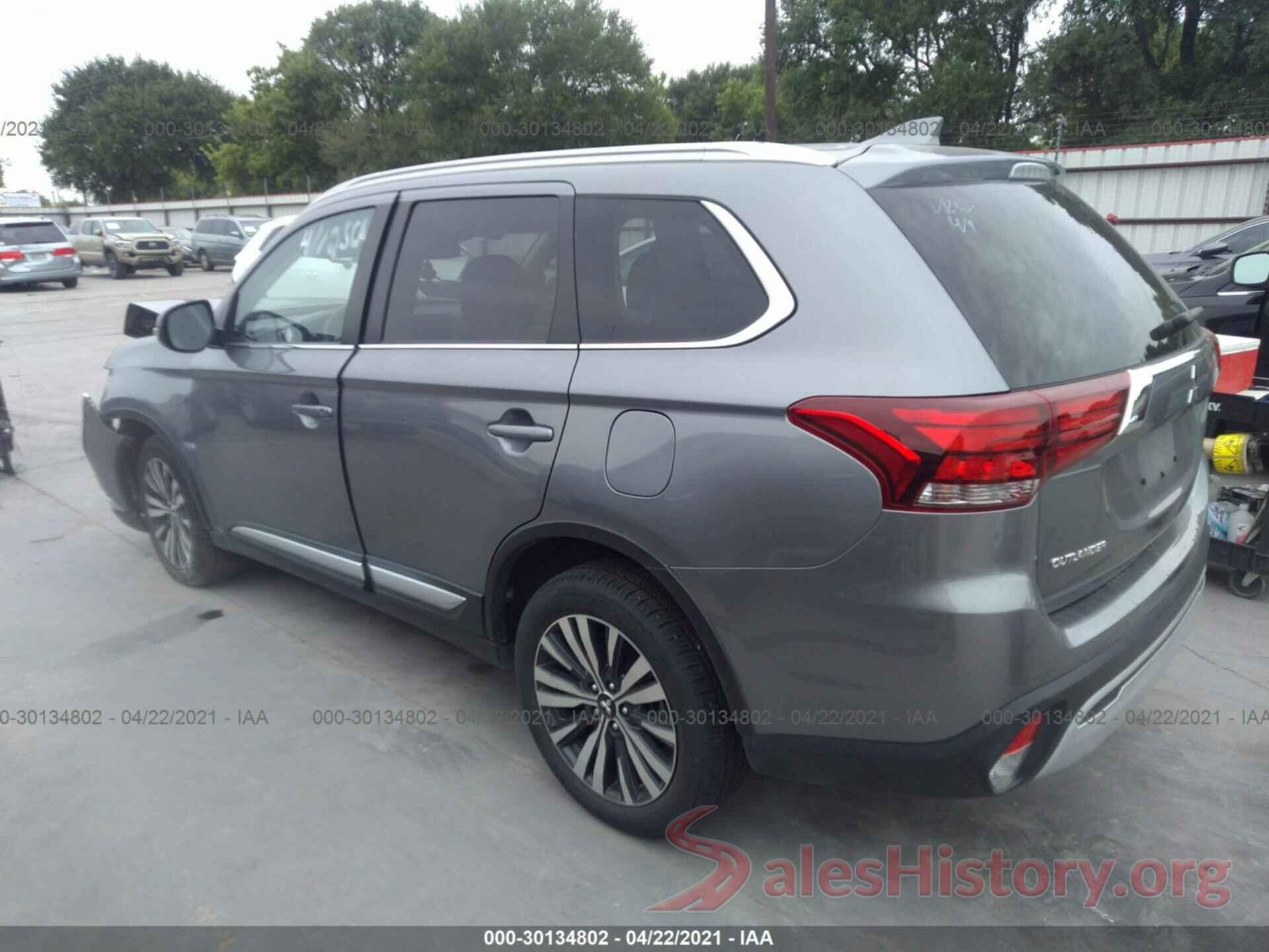 JA4AD3A35LJ000345 2020 MITSUBISHI OUTLANDER