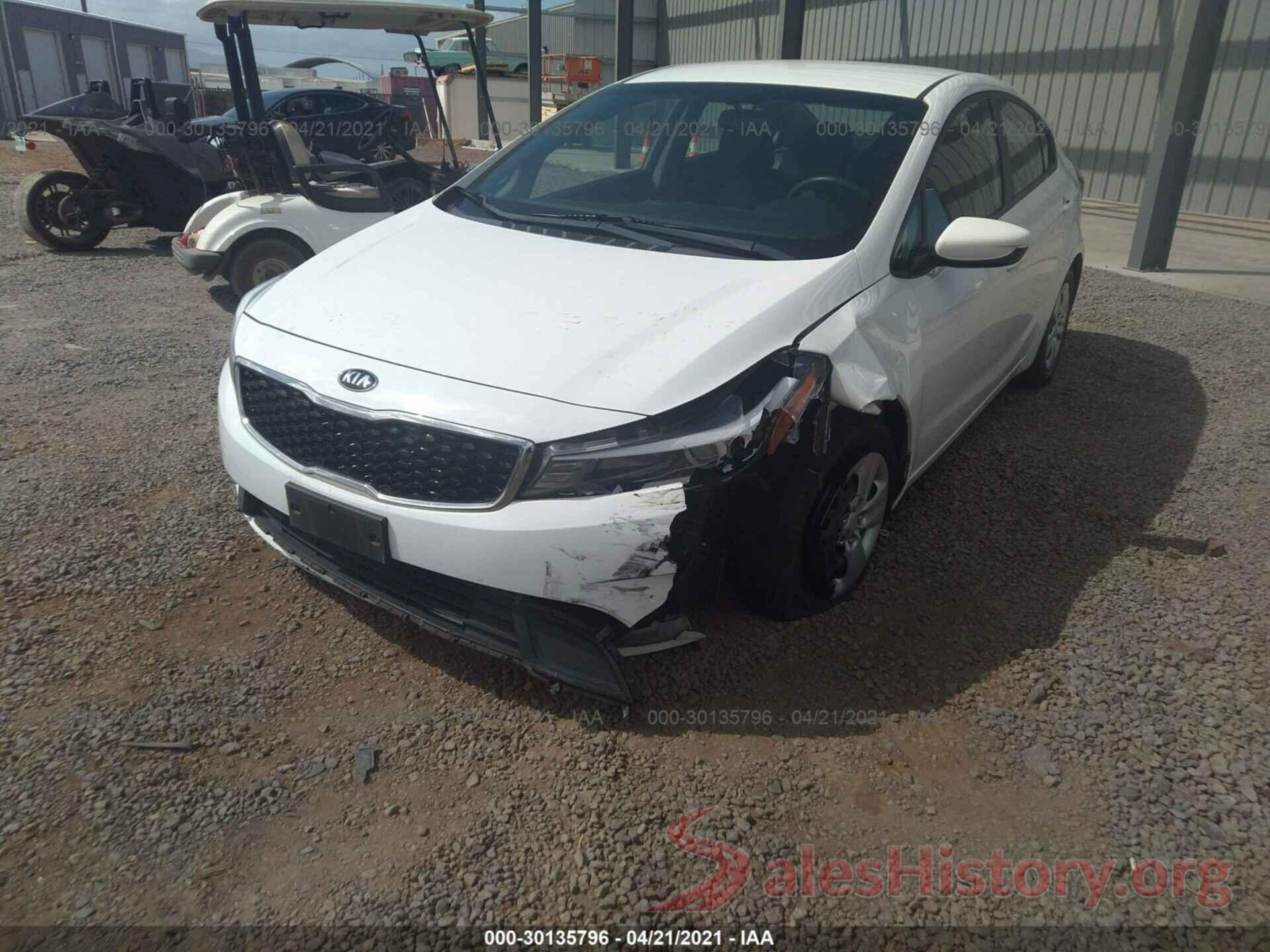 3KPFK4A7XHE157626 2017 KIA FORTE