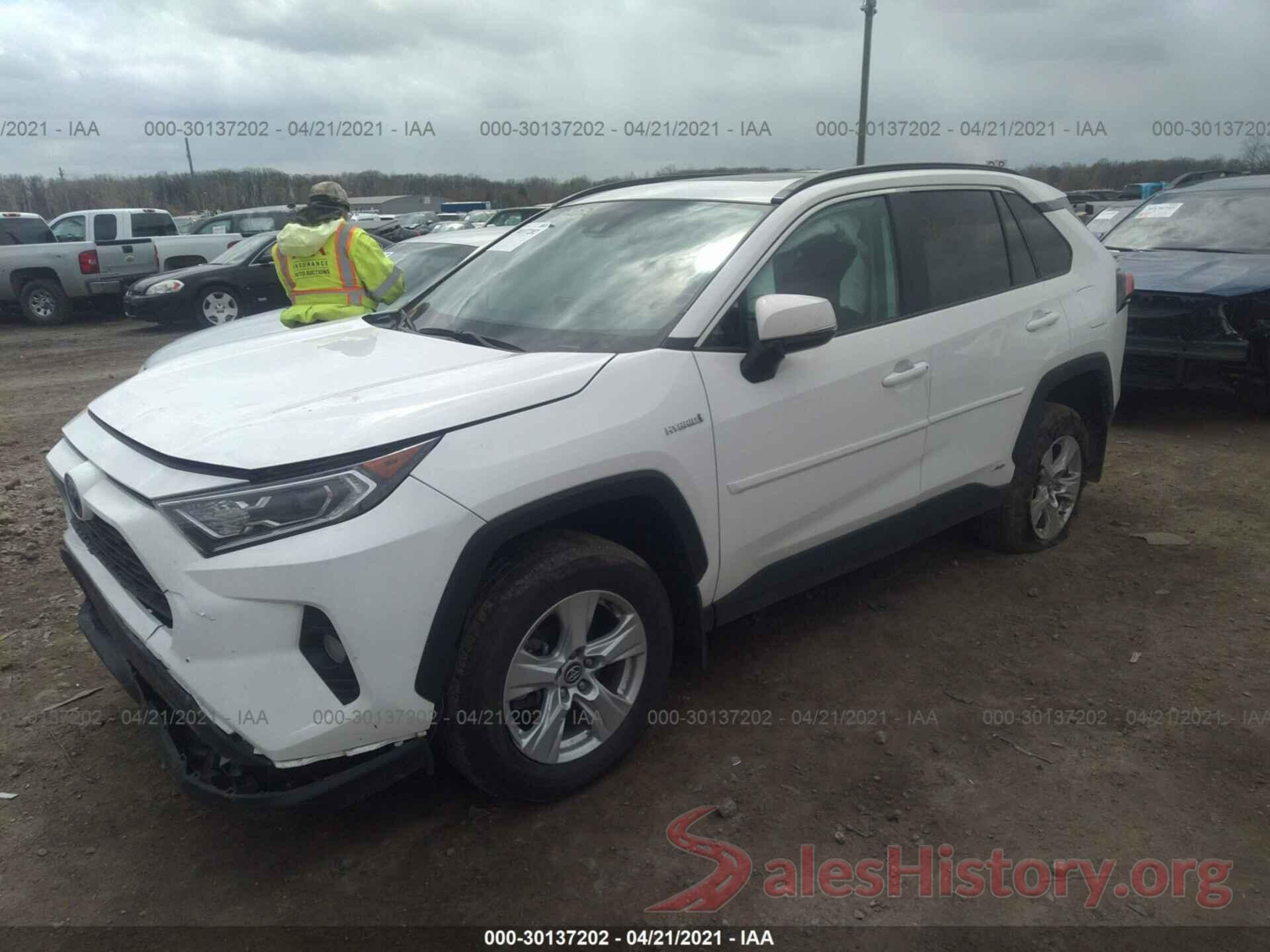 2T3RWRFV6LW073841 2020 TOYOTA RAV4