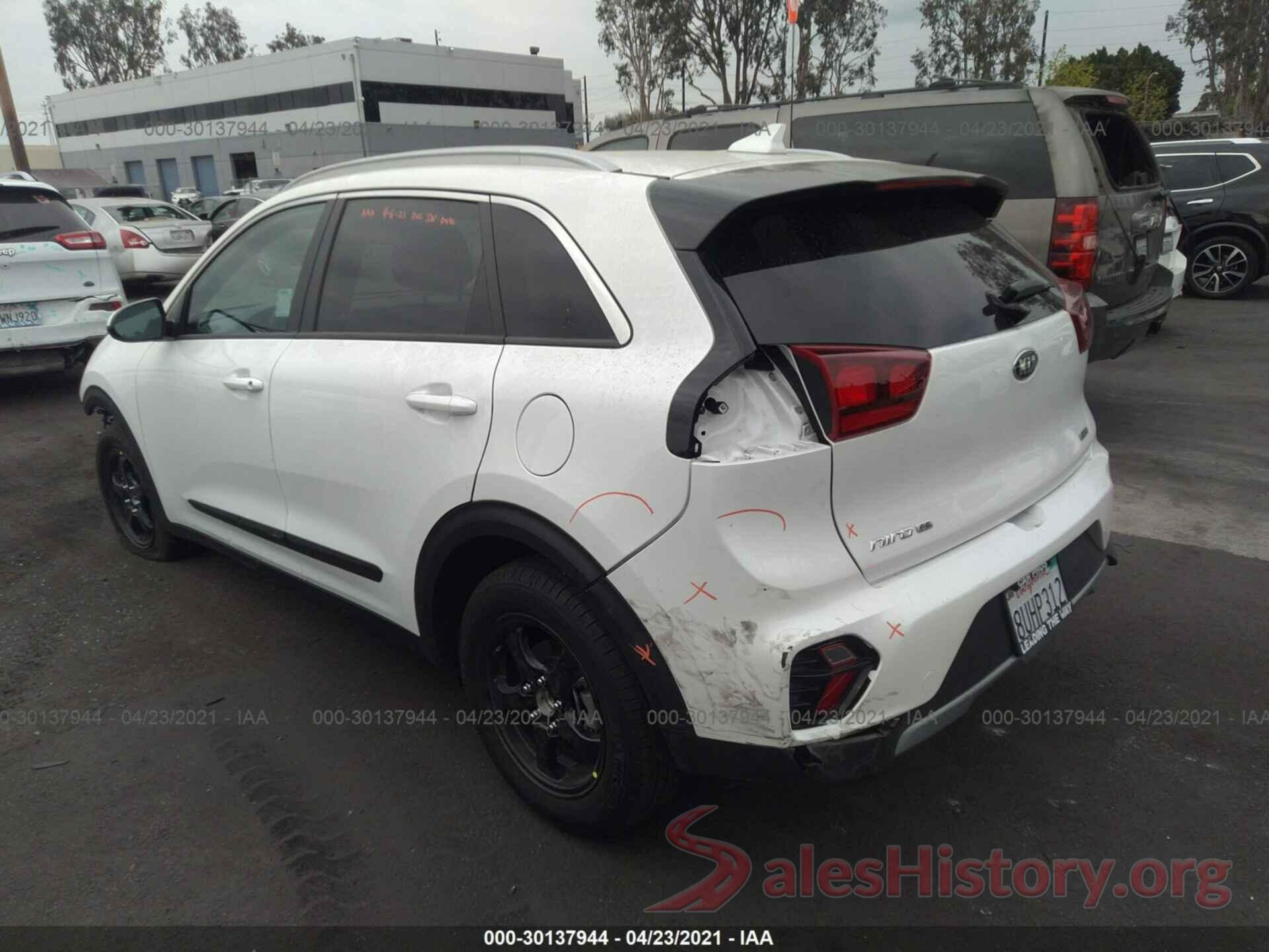 KNDCB3LC0L5446476 2020 KIA NIRO