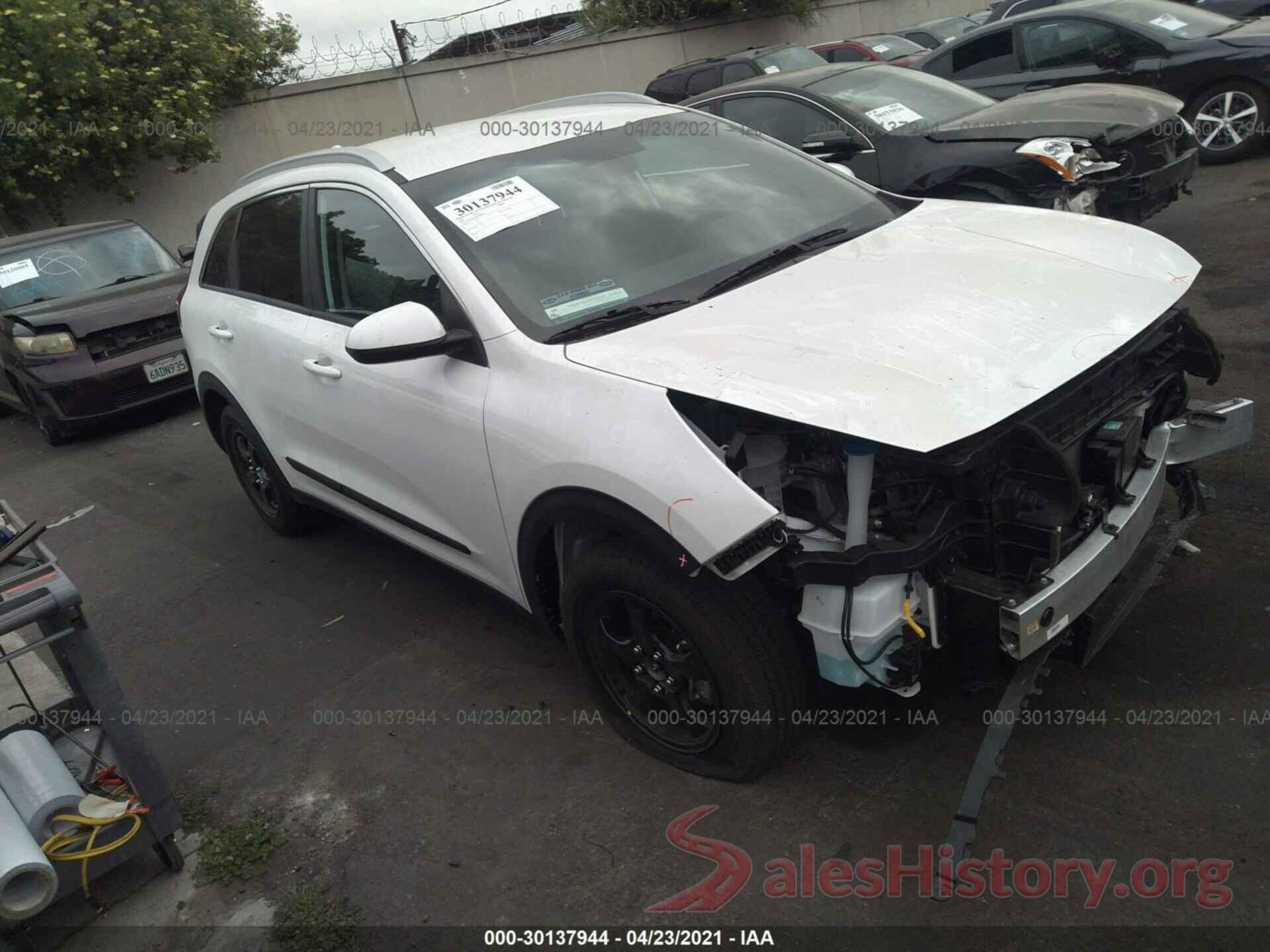 KNDCB3LC0L5446476 2020 KIA NIRO