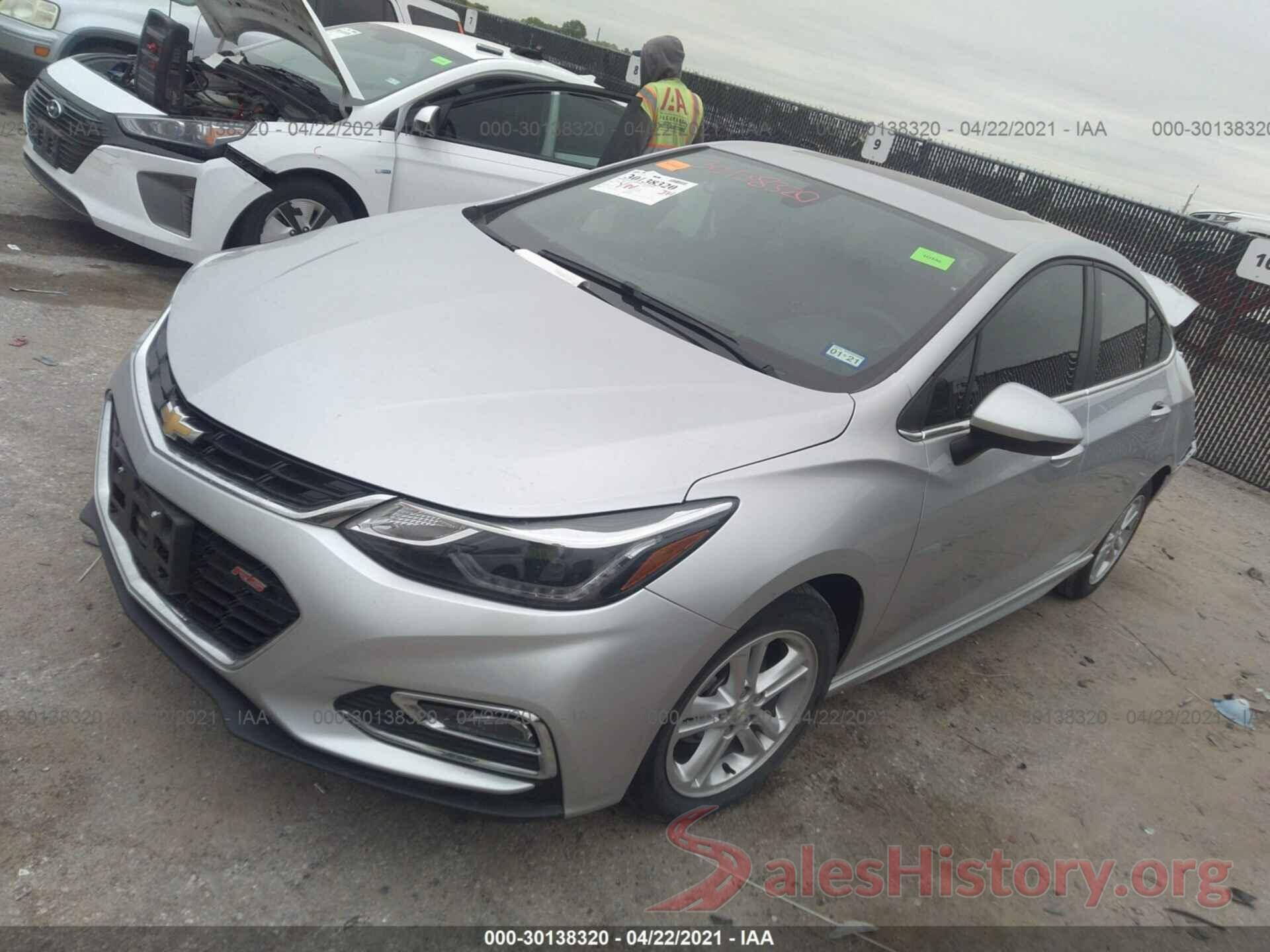 1G1BE5SM1J7105560 2018 CHEVROLET CRUZE