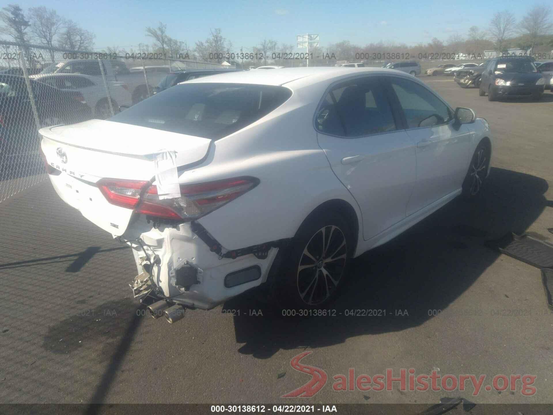 4T1B11HK2JU034710 2018 TOYOTA CAMRY