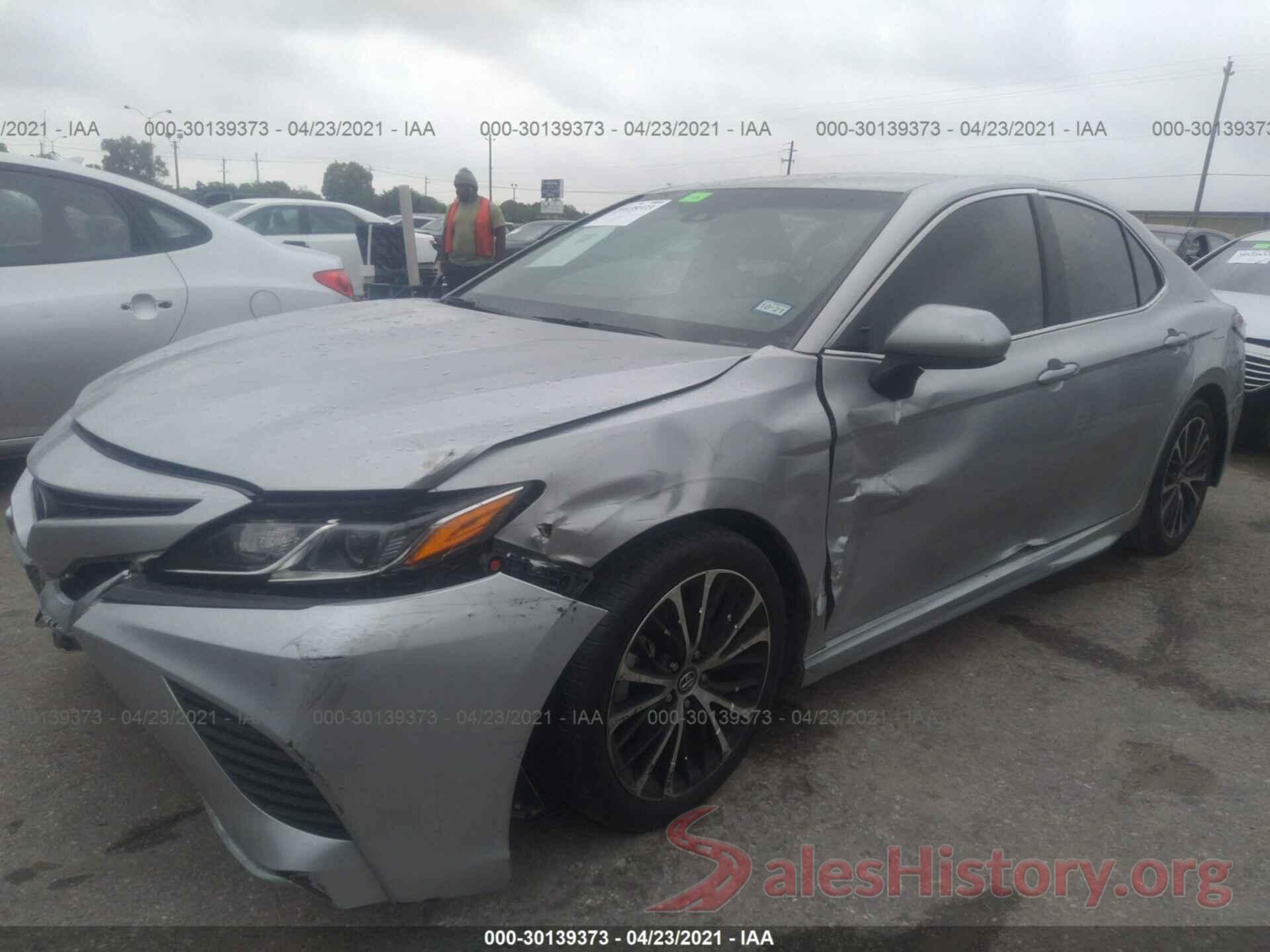 4T1B11HK9JU035837 2018 TOYOTA CAMRY