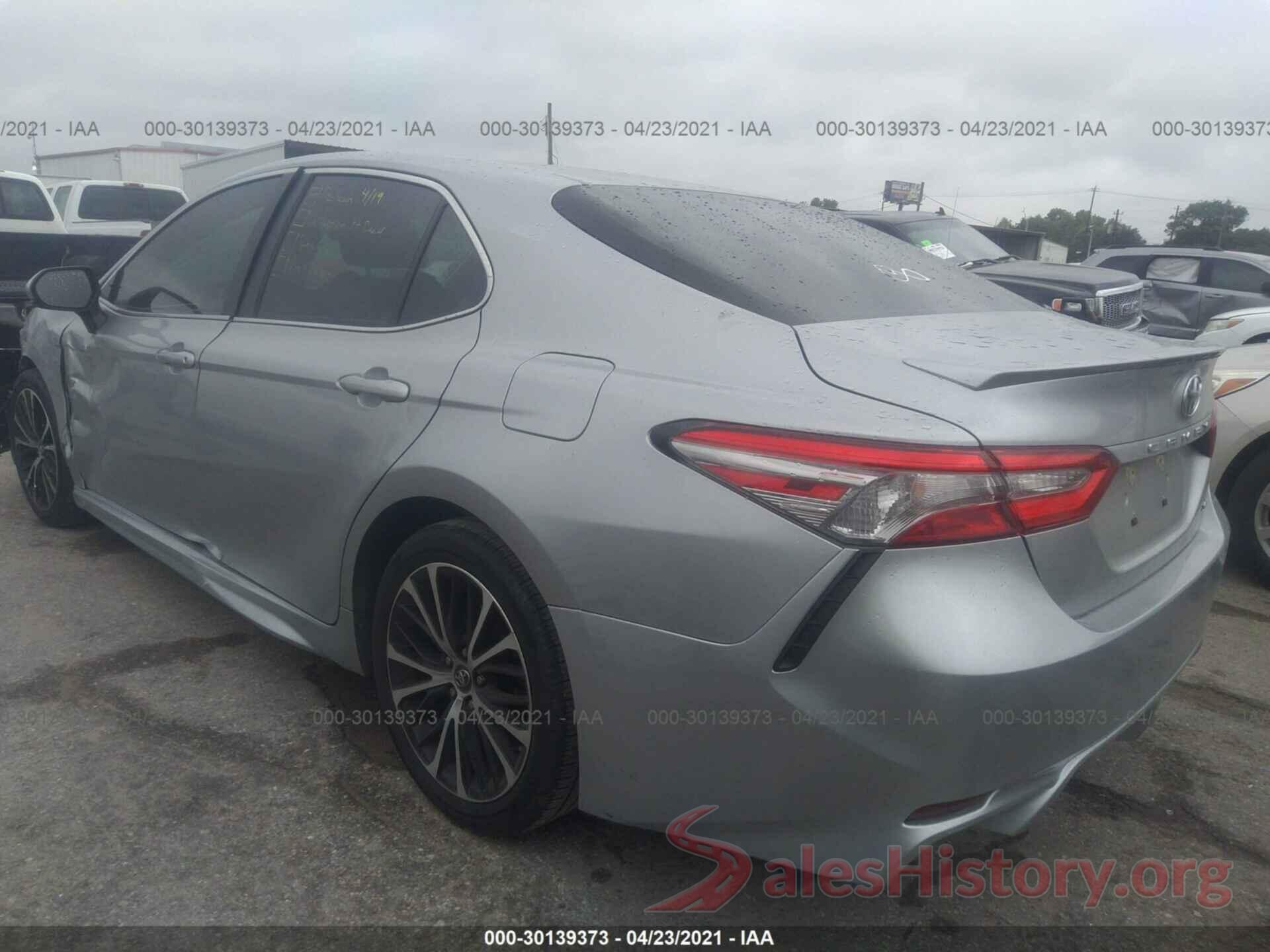 4T1B11HK9JU035837 2018 TOYOTA CAMRY