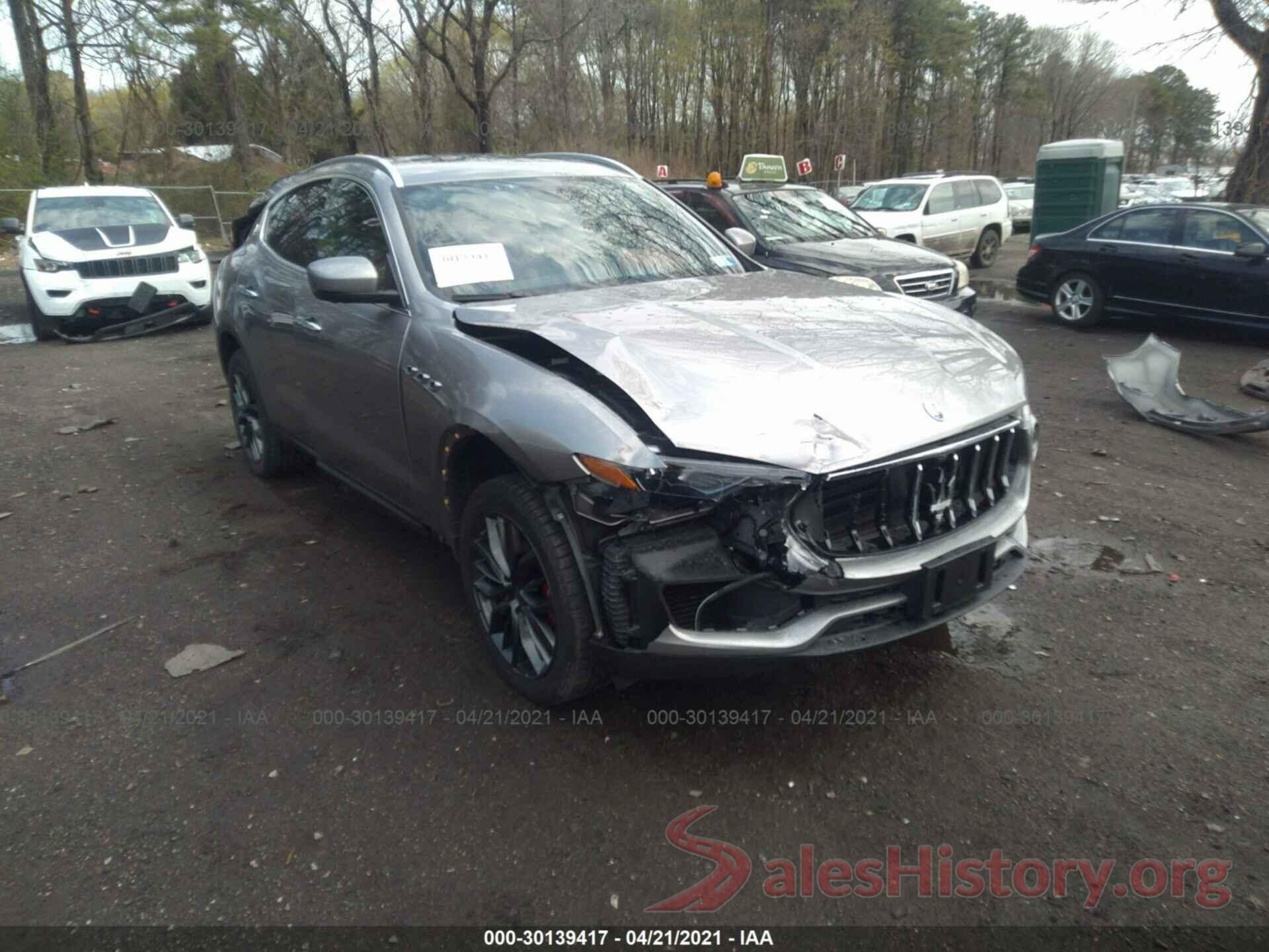 ZN661XUA3JX304417 2018 MASERATI LEVANTE