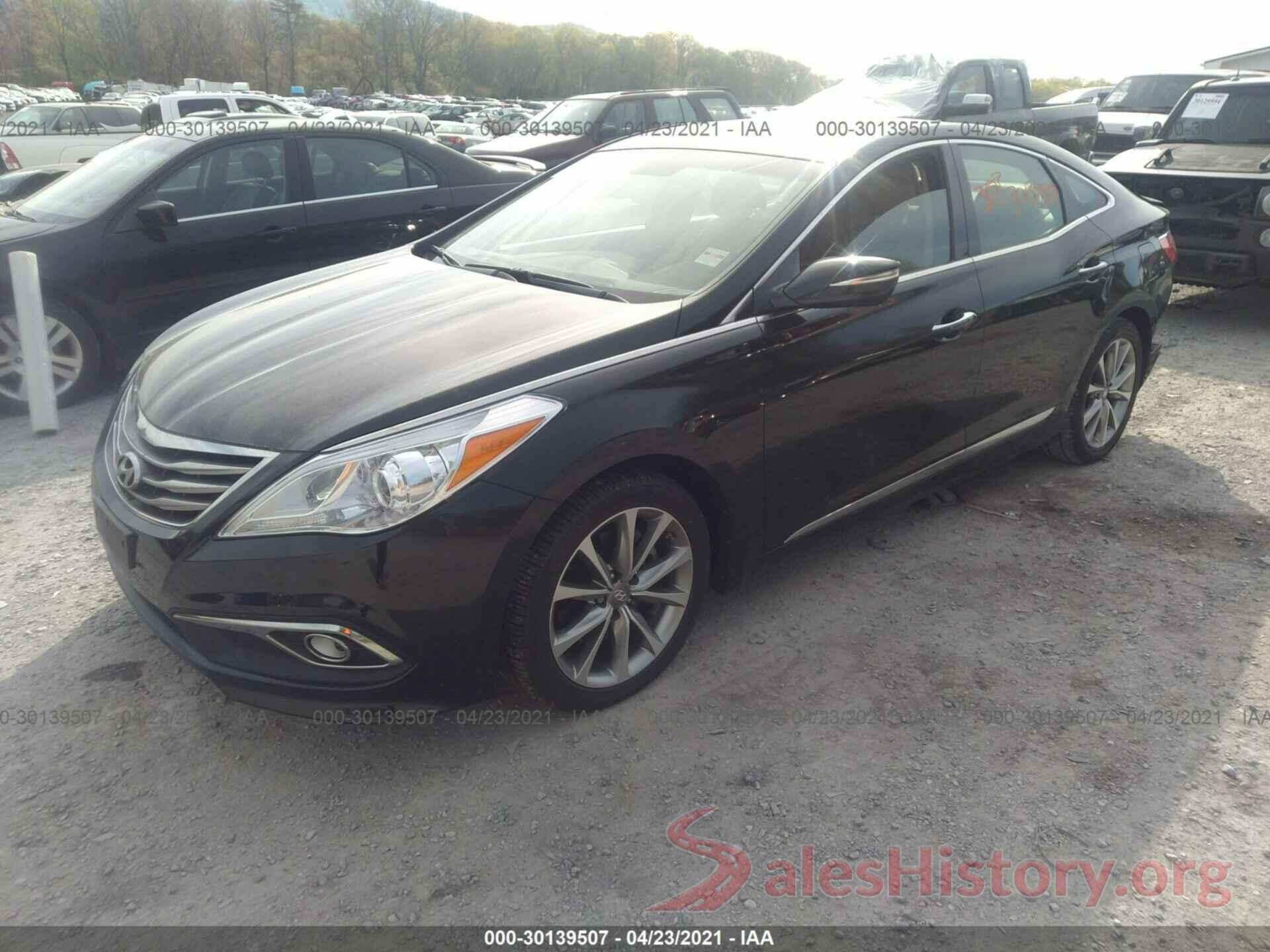 KMHFG4JG5HA589976 2017 HYUNDAI AZERA