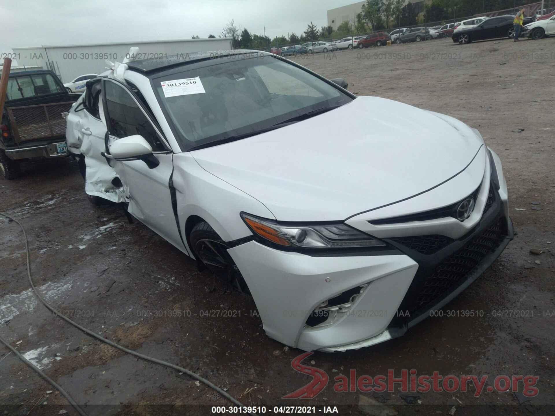 4T1B61HKXJU046959 2018 TOYOTA CAMRY