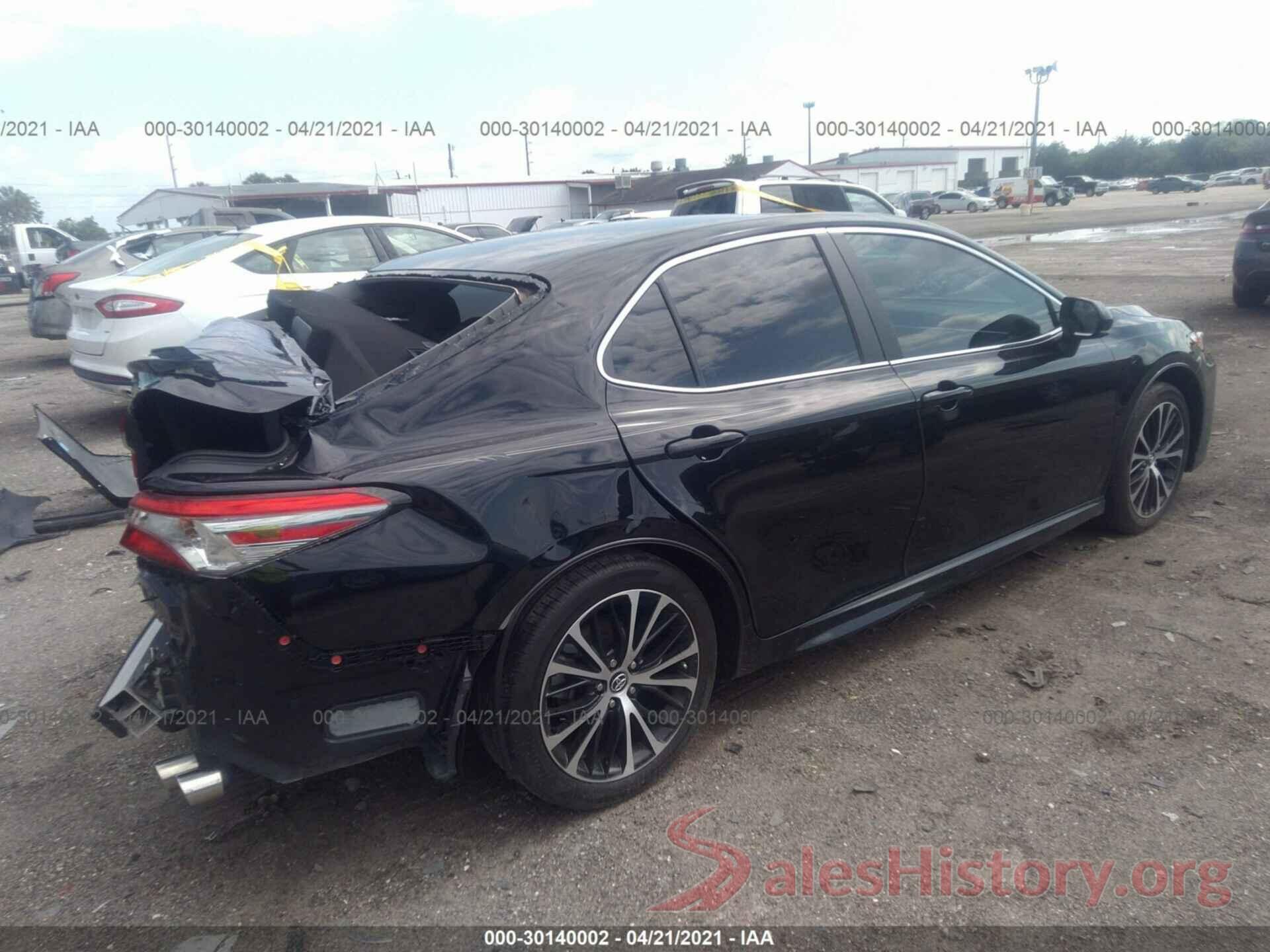 4T1B11HK0JU672440 2018 TOYOTA CAMRY