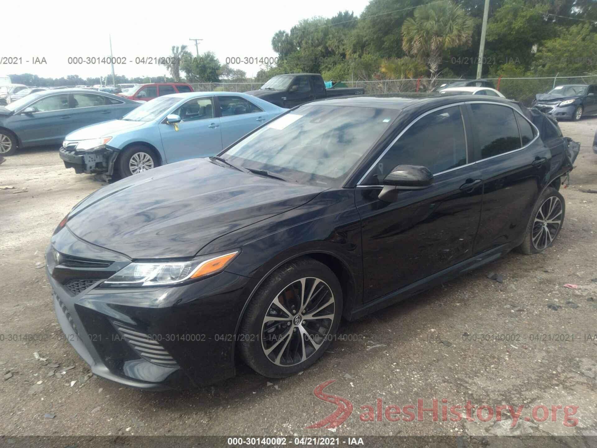 4T1B11HK0JU672440 2018 TOYOTA CAMRY