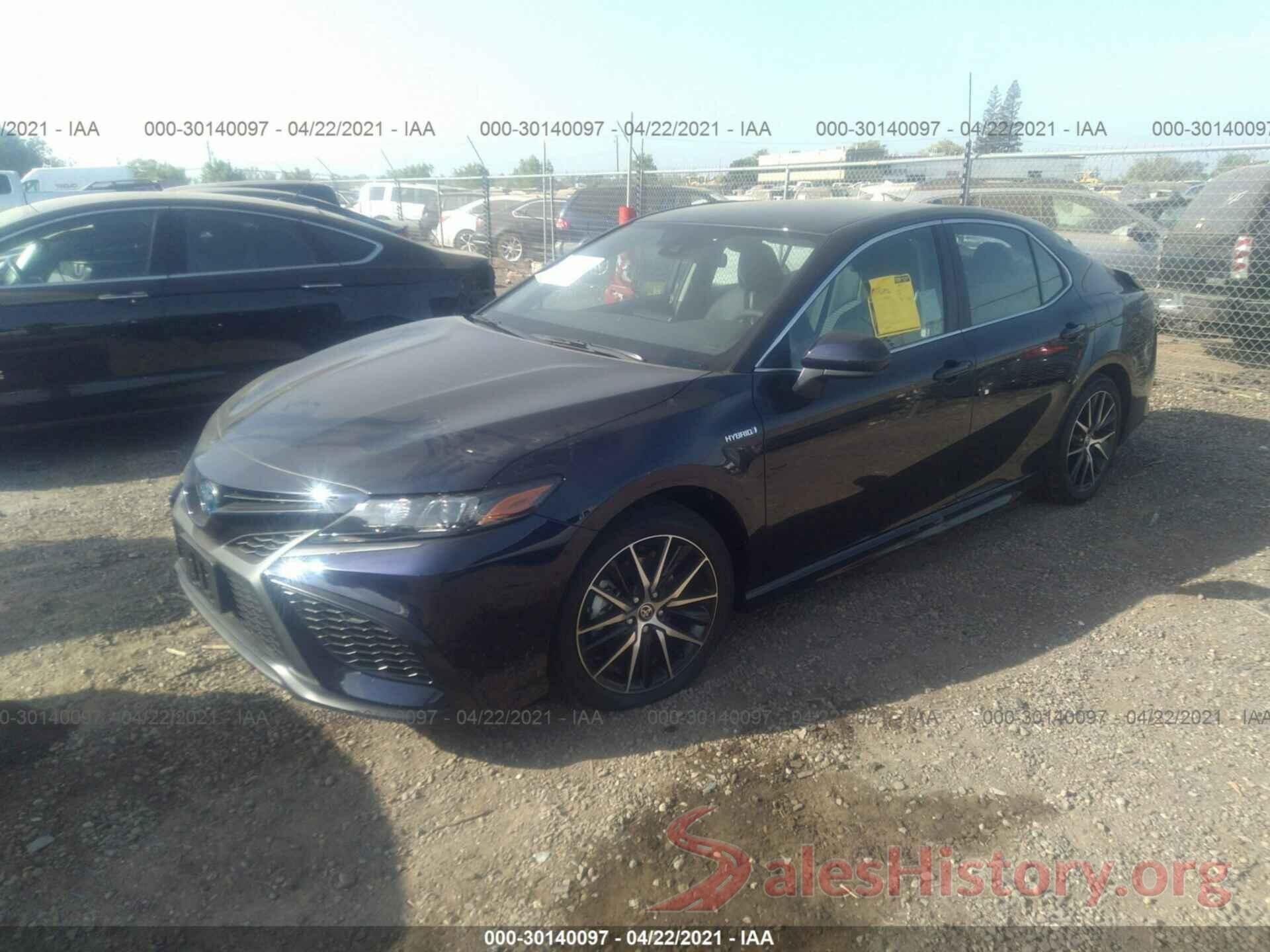 4T1G31AK7MU555596 2021 TOYOTA CAMRY