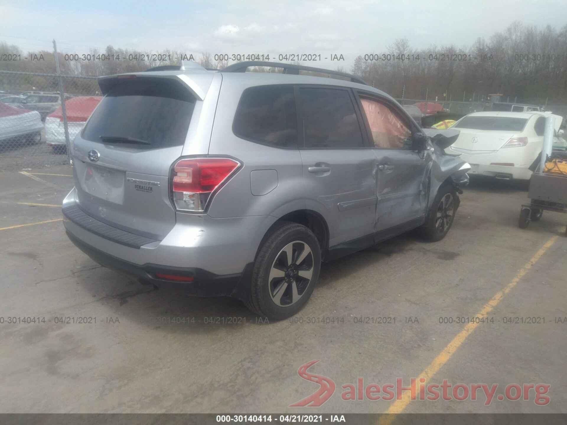 JF2SJAGC2JH608781 2018 SUBARU FORESTER