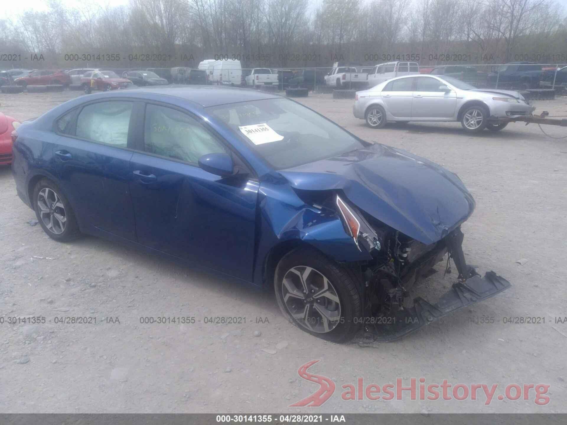 3KPF24AD2KE107137 2019 KIA FORTE