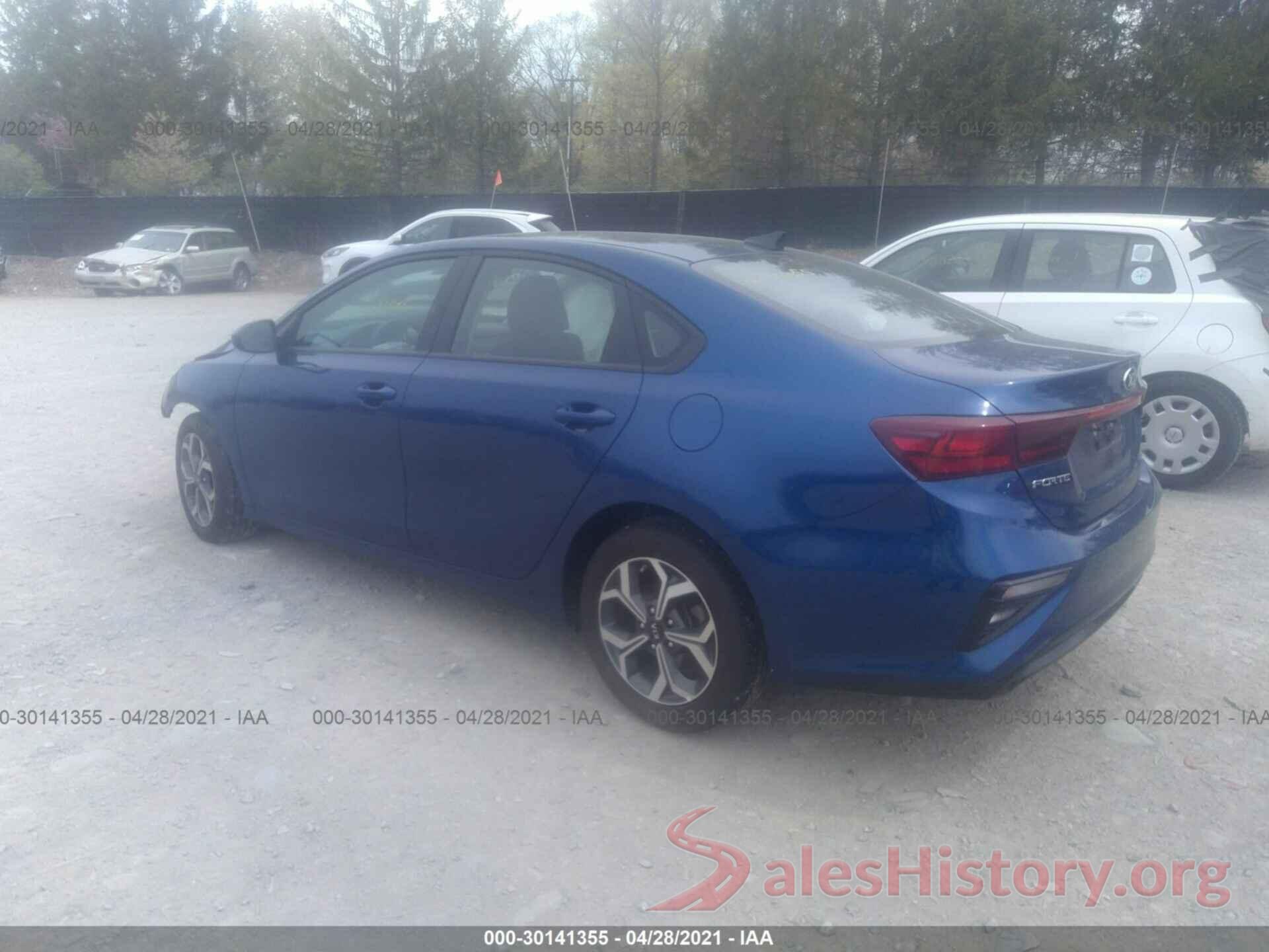 3KPF24AD2KE107137 2019 KIA FORTE