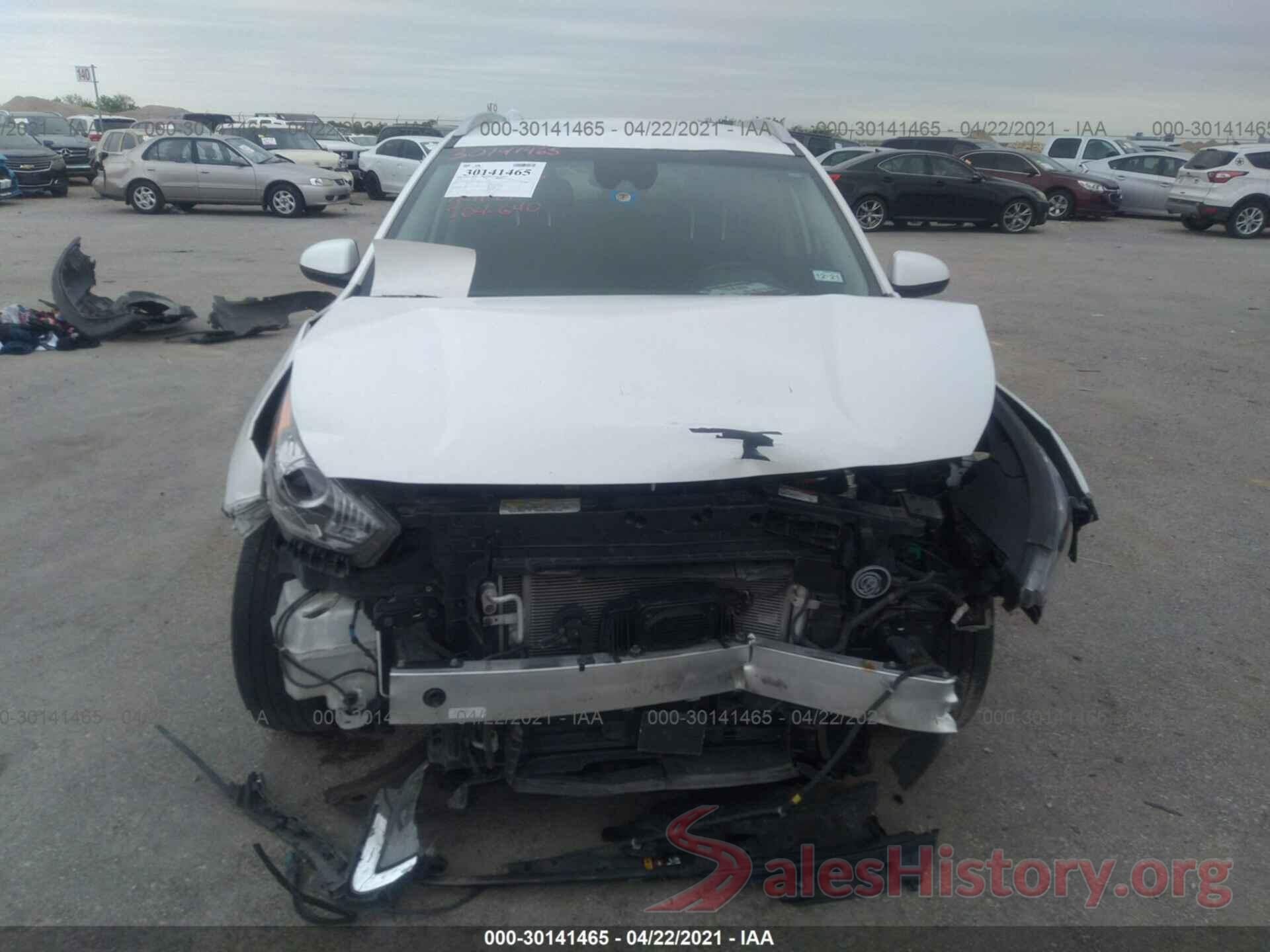 KNDCB3LC5K5221260 2019 KIA NIRO