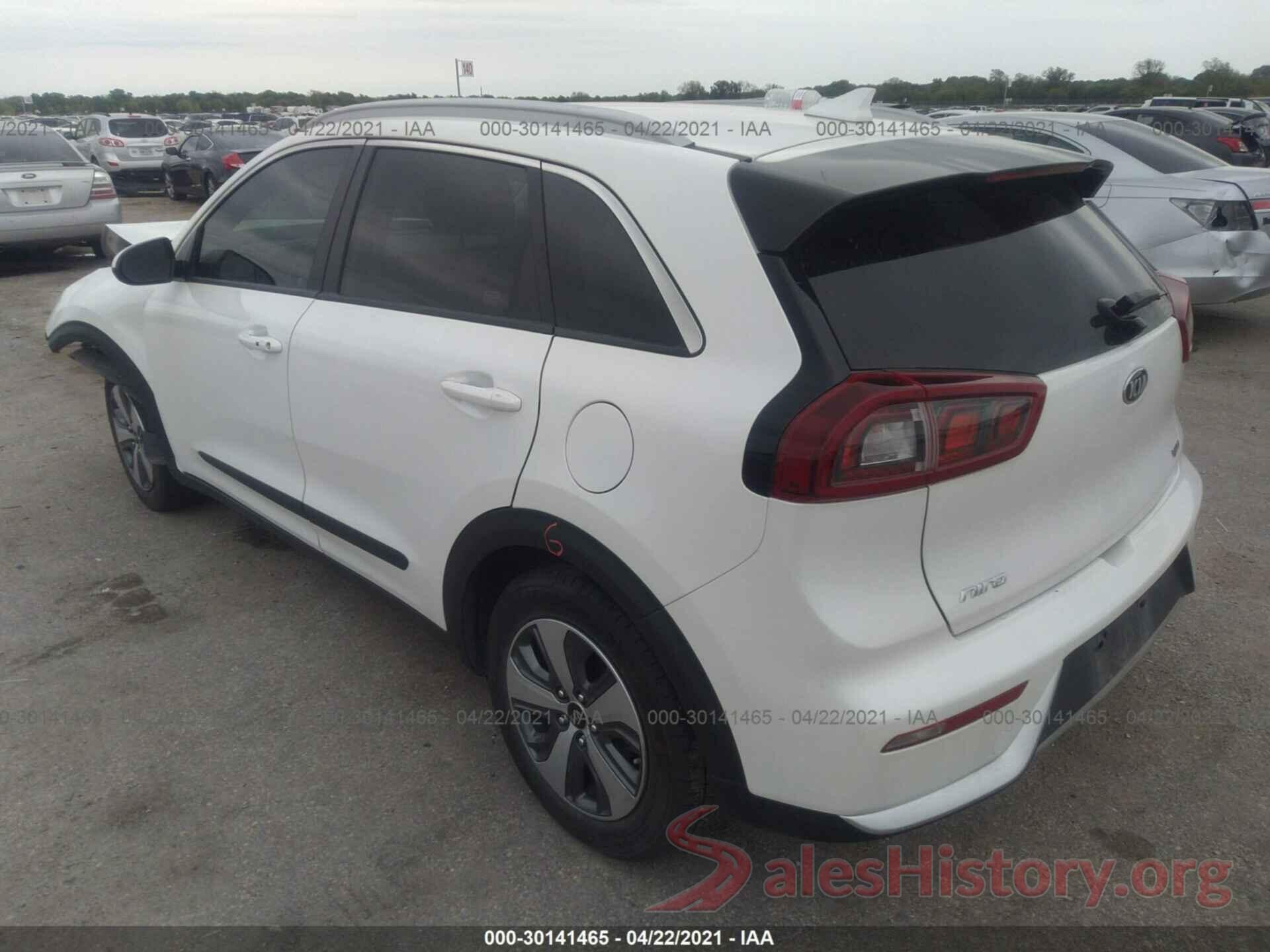 KNDCB3LC5K5221260 2019 KIA NIRO