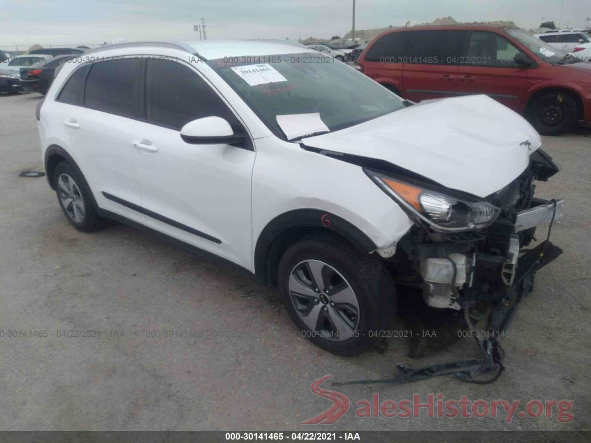 KNDCB3LC5K5221260 2019 KIA NIRO