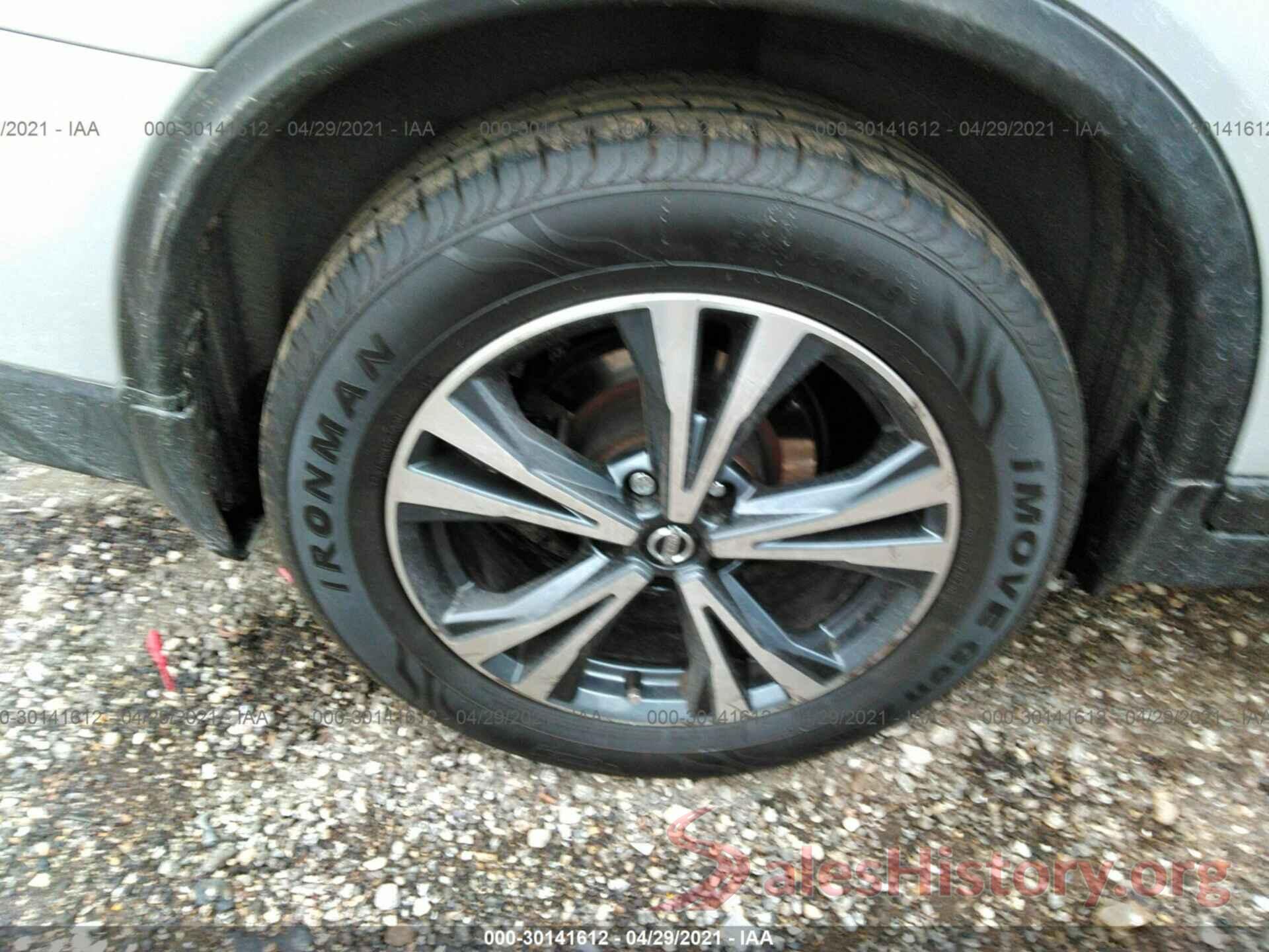 5N1AT2MV5HC841105 2017 NISSAN ROGUE