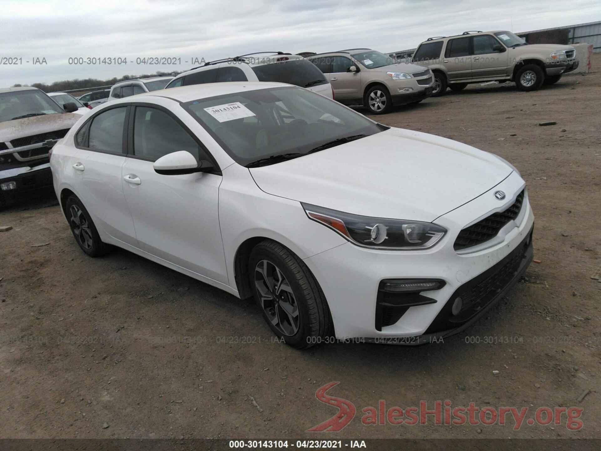 3KPF24AD1KE072851 2019 KIA FORTE