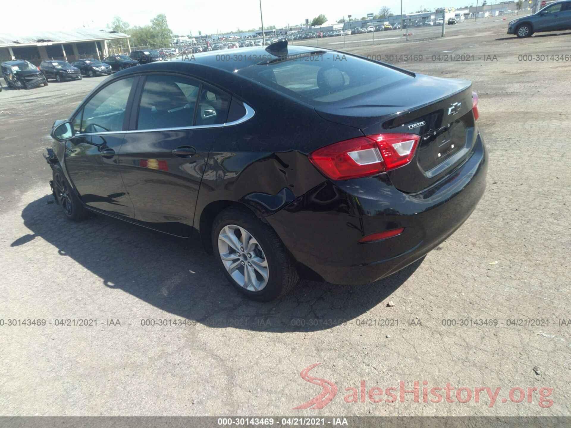 1G1BE5SM6K7145568 2019 CHEVROLET CRUZE