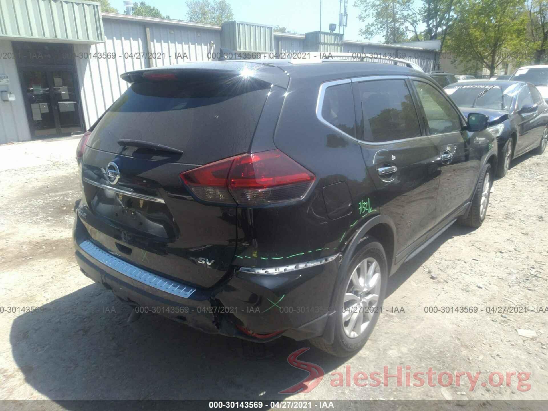 5N1AT2MT1JC810647 2018 NISSAN ROGUE