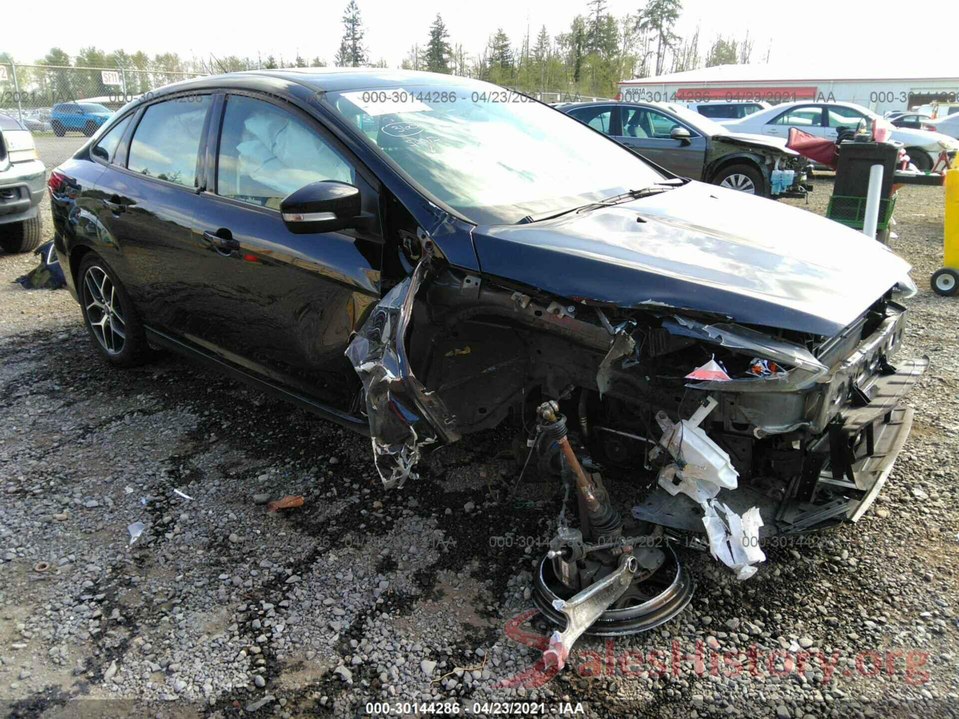 1FADP3H23JL231002 2018 FORD FOCUS