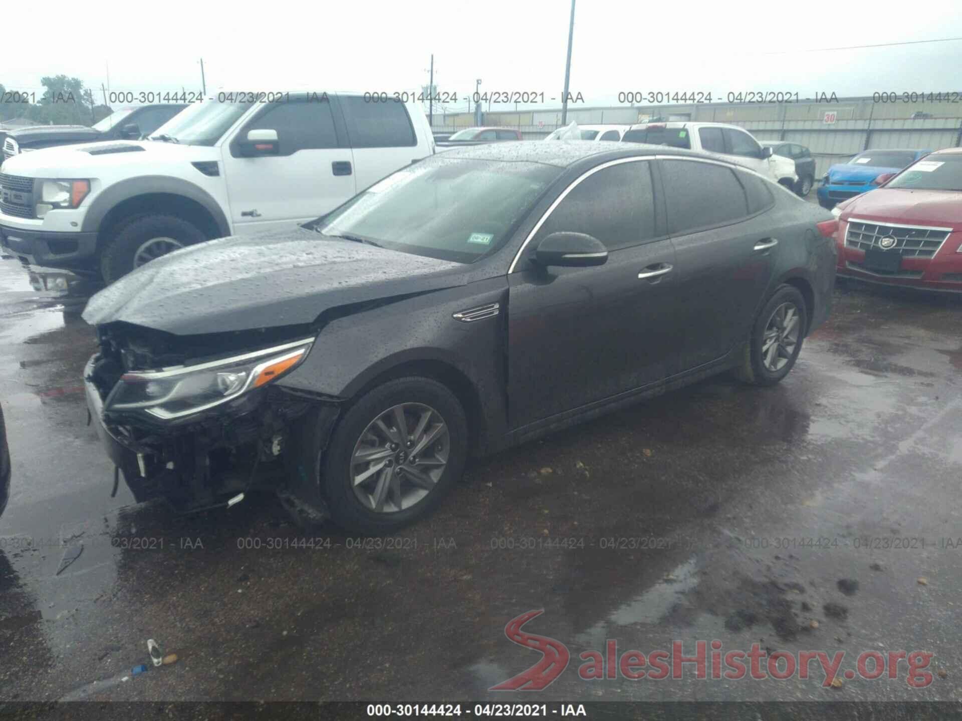 5XXGT4L34KG293339 2019 KIA OPTIMA