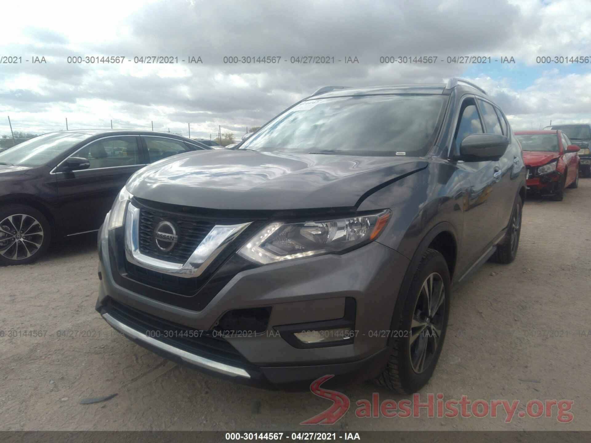 JN8AT2MV1JW306477 2018 NISSAN ROGUE