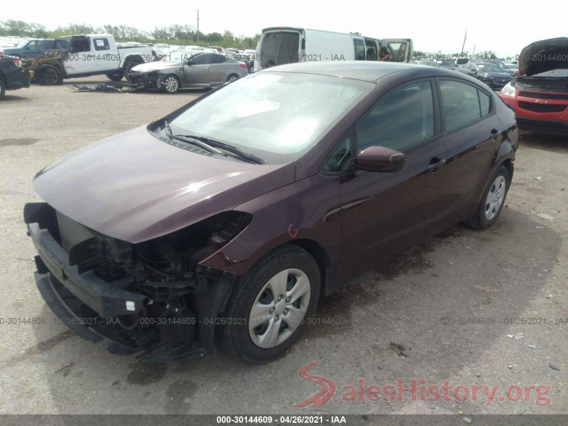 3KPFK4A79HE102651 2017 KIA FORTE